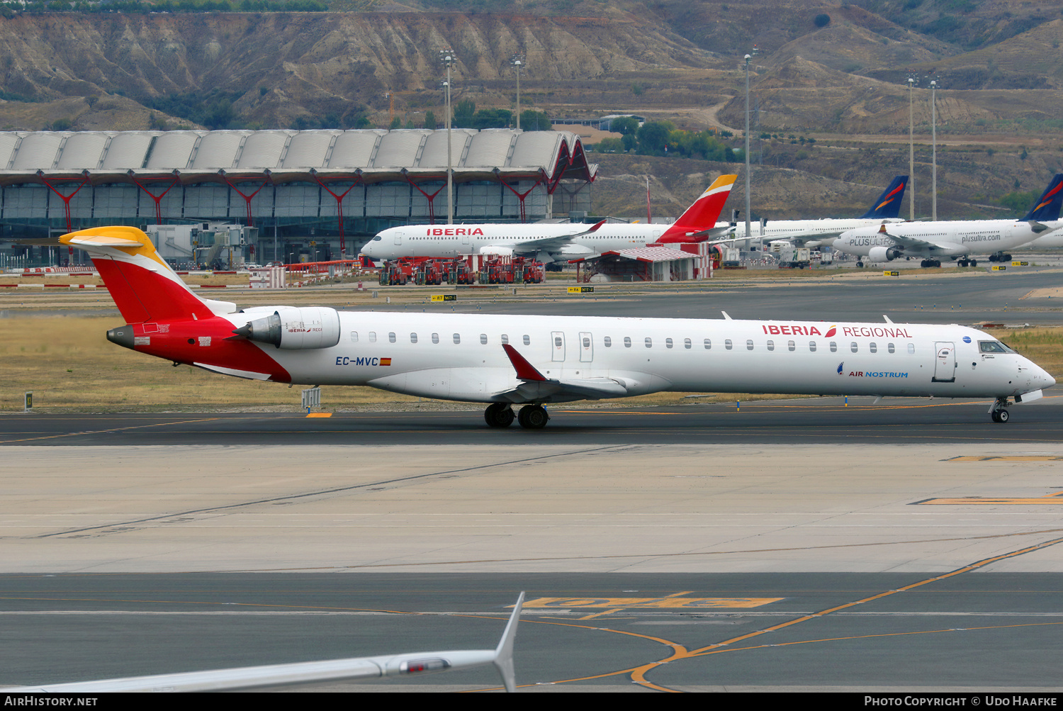 Aircraft Photo of EC-MVC | Bombardier CRJ-1000 (CL-600-2E25) | Iberia Regional | AirHistory.net #741463