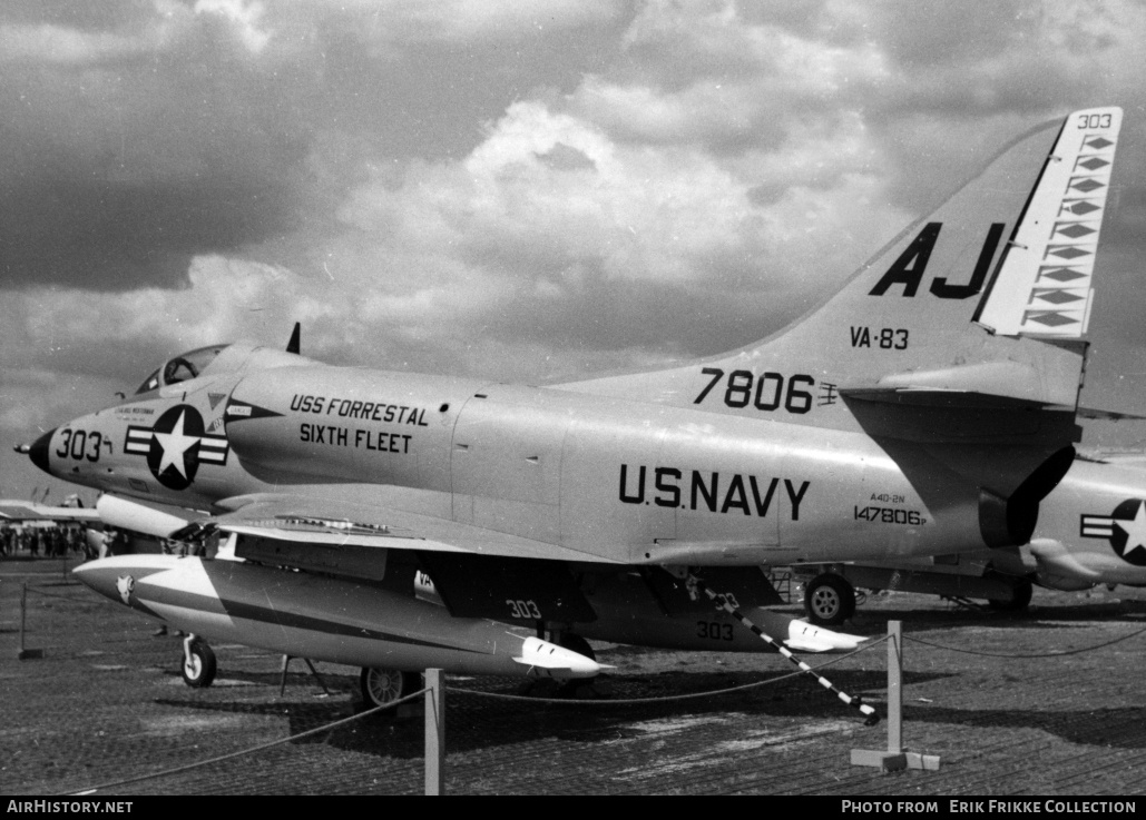 Aircraft Photo of 147806 / 7806 | Douglas A-4C Skyhawk (A4D-2N) | USA - Navy | AirHistory.net #741472