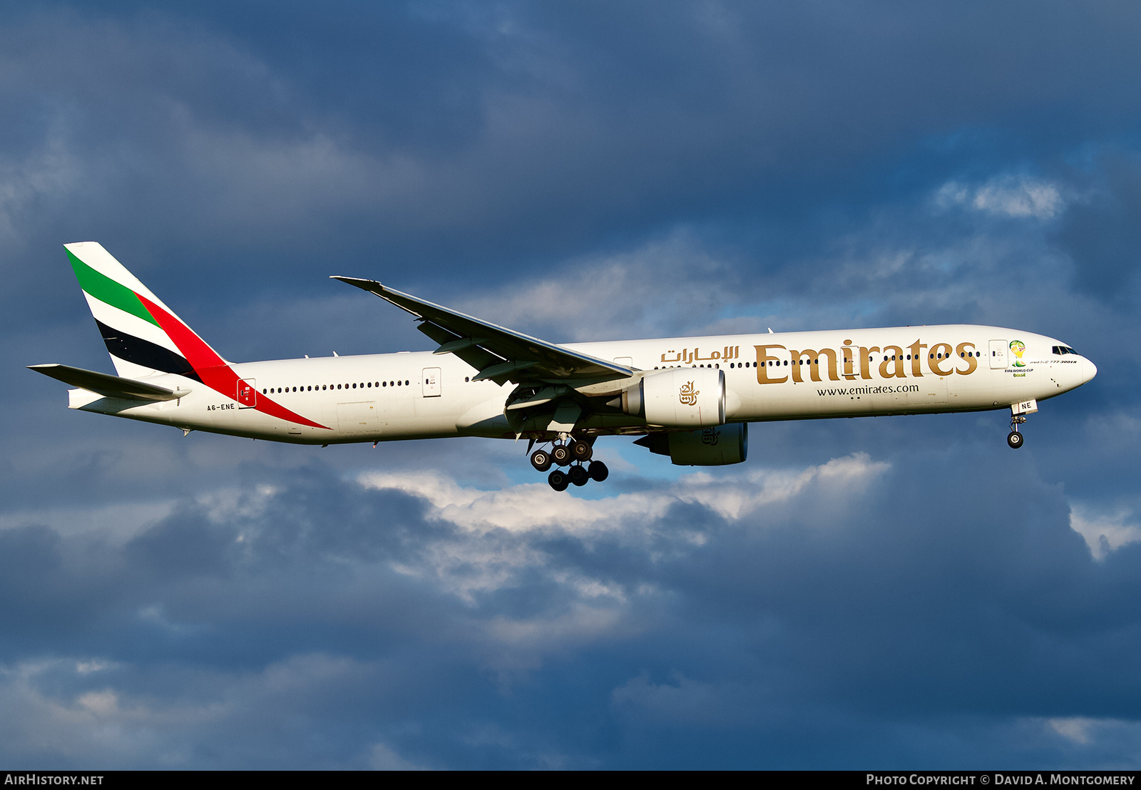 Aircraft Photo of A6-ENE | Boeing 777-31H/ER | Emirates | AirHistory.net #741558