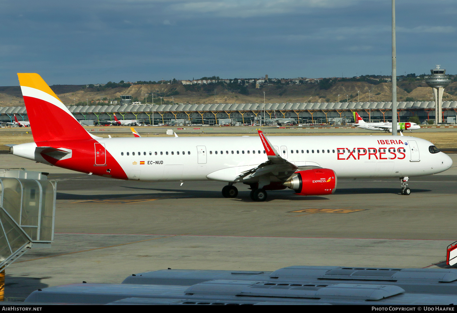 Aircraft Photo of EC-NUD | Airbus A321-251NX | Iberia Express | AirHistory.net #741588