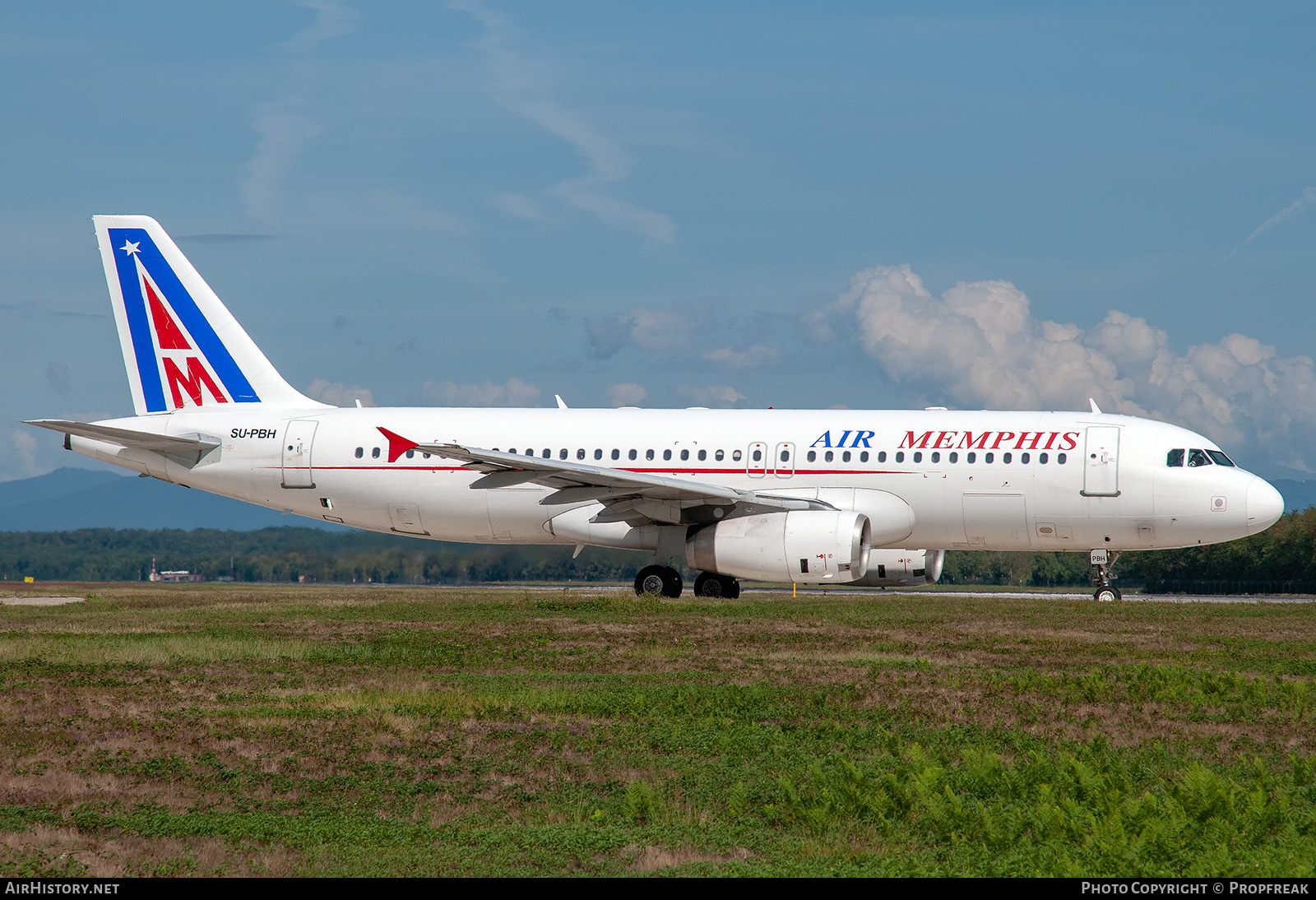 Aircraft Photo of SU-PBH | Airbus A320-233 | Air Memphis | AirHistory.net #741640