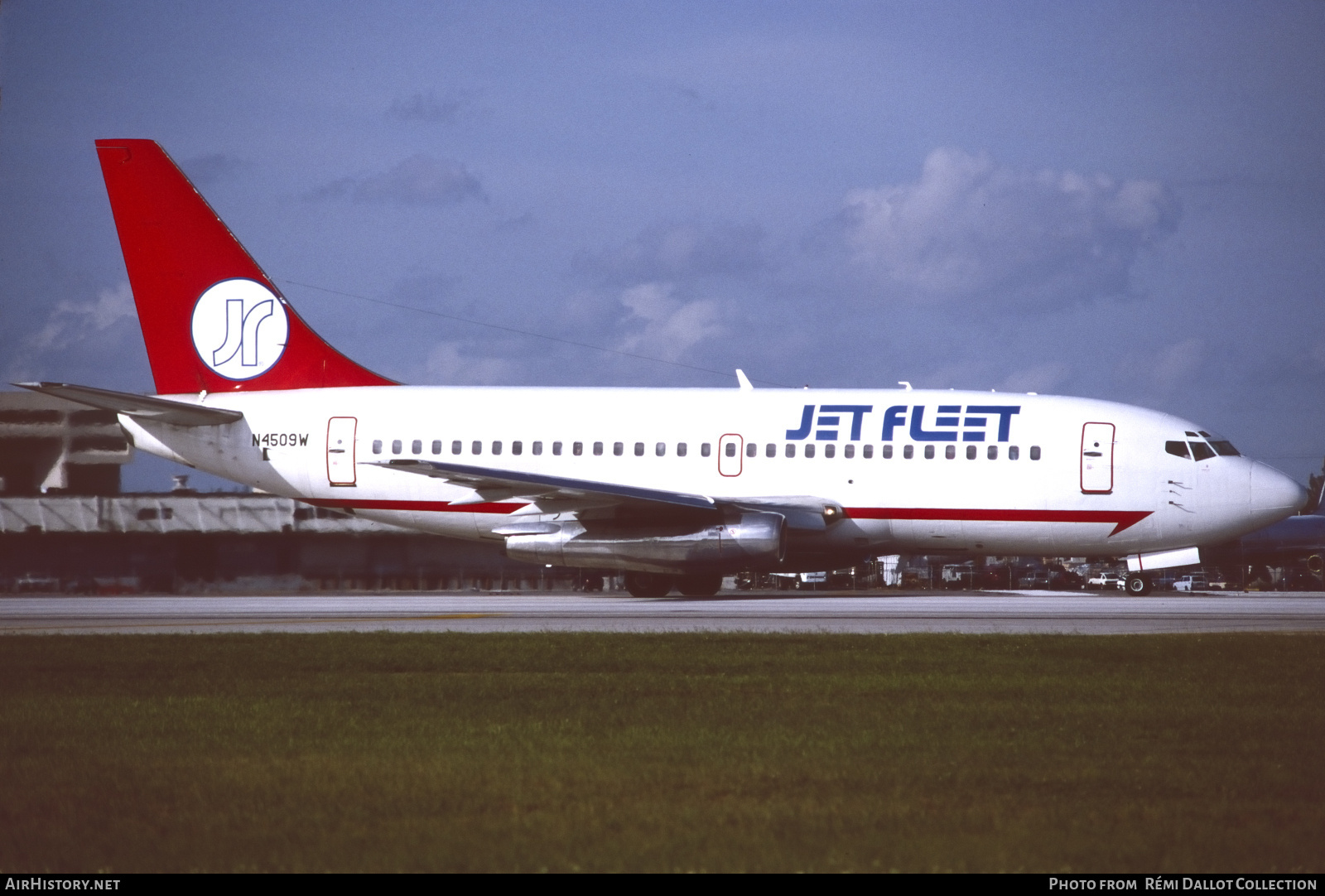 Aircraft Photo of N4509W | Boeing 737-247 | Jet Fleet | AirHistory.net #741657