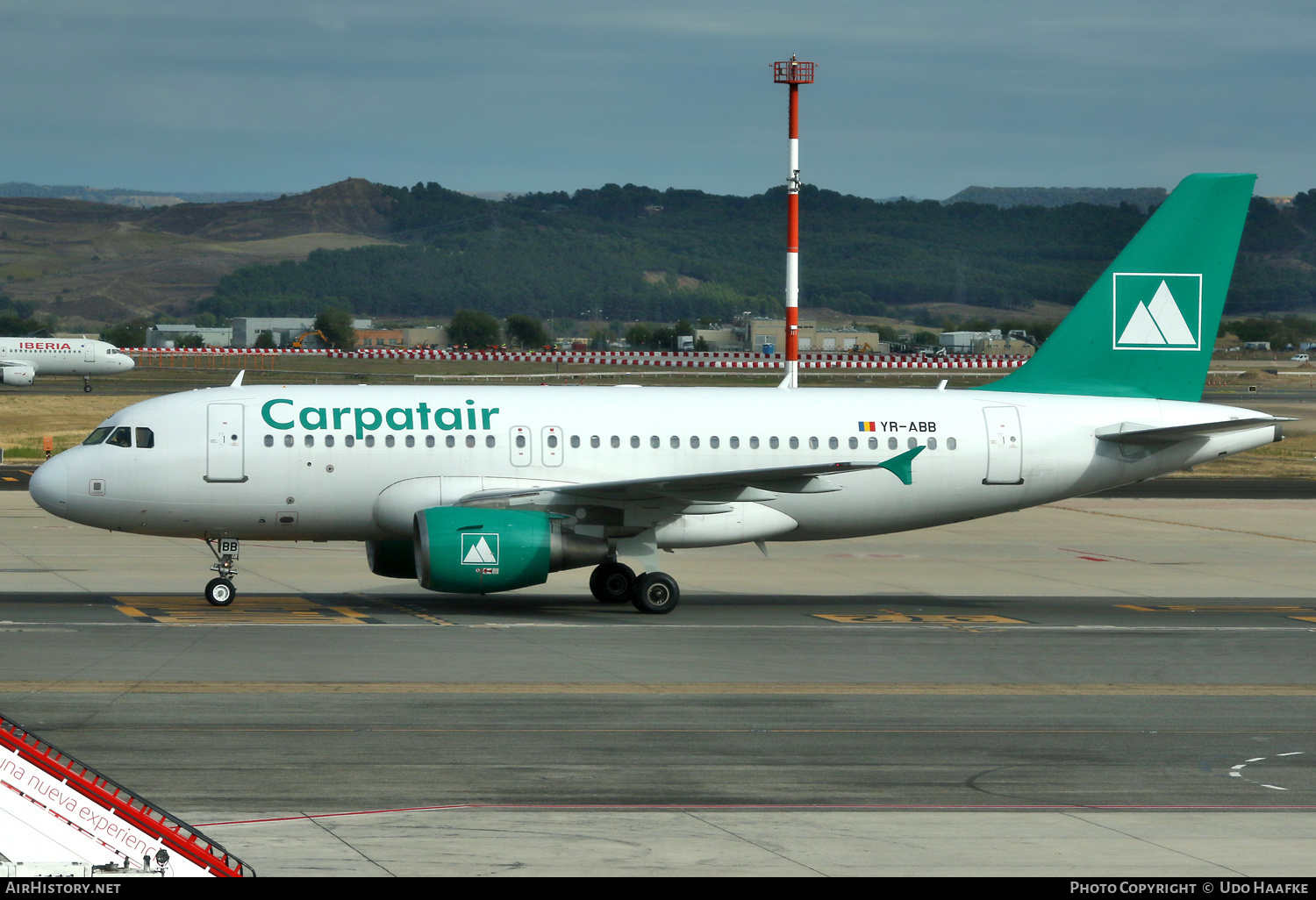 Aircraft Photo of YR-ABB | Airbus A319-112 | Carpatair | AirHistory.net #741792