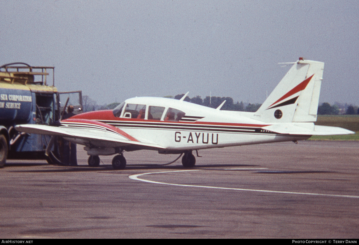 Aircraft Photo of G-AYUU | Piper PA-23-250 Aztec C | AirHistory.net #741798