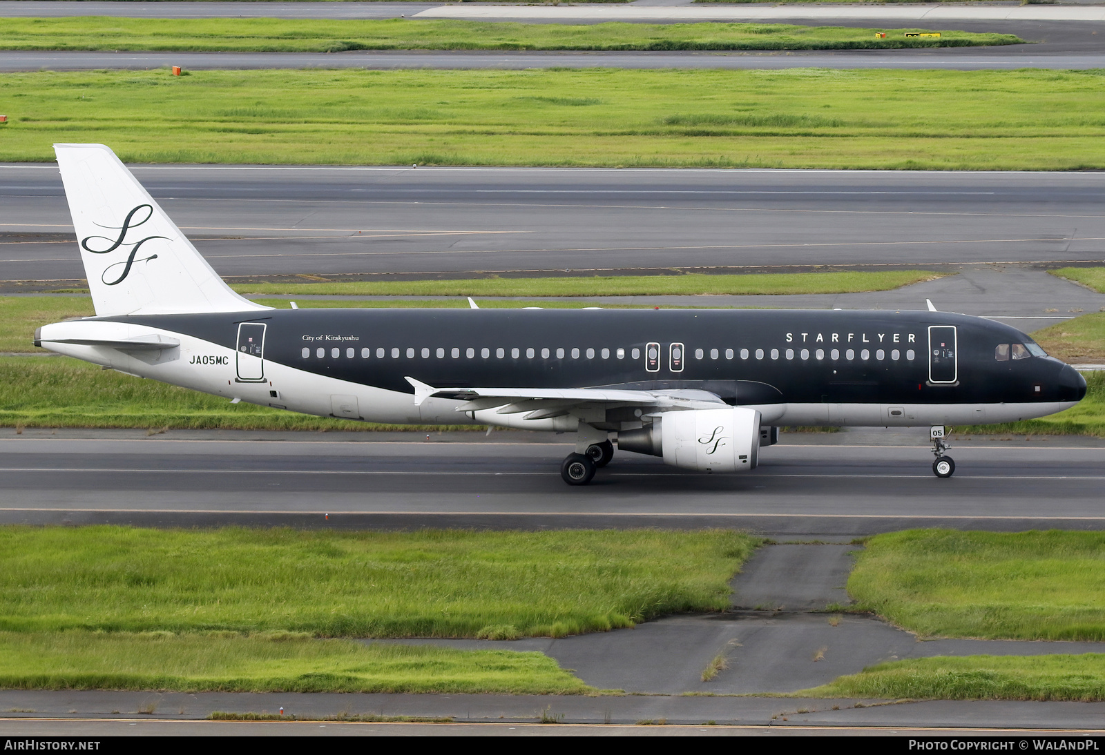 Aircraft Photo of JA05MC | Airbus A320-214 | StarFlyer | AirHistory.net #741833