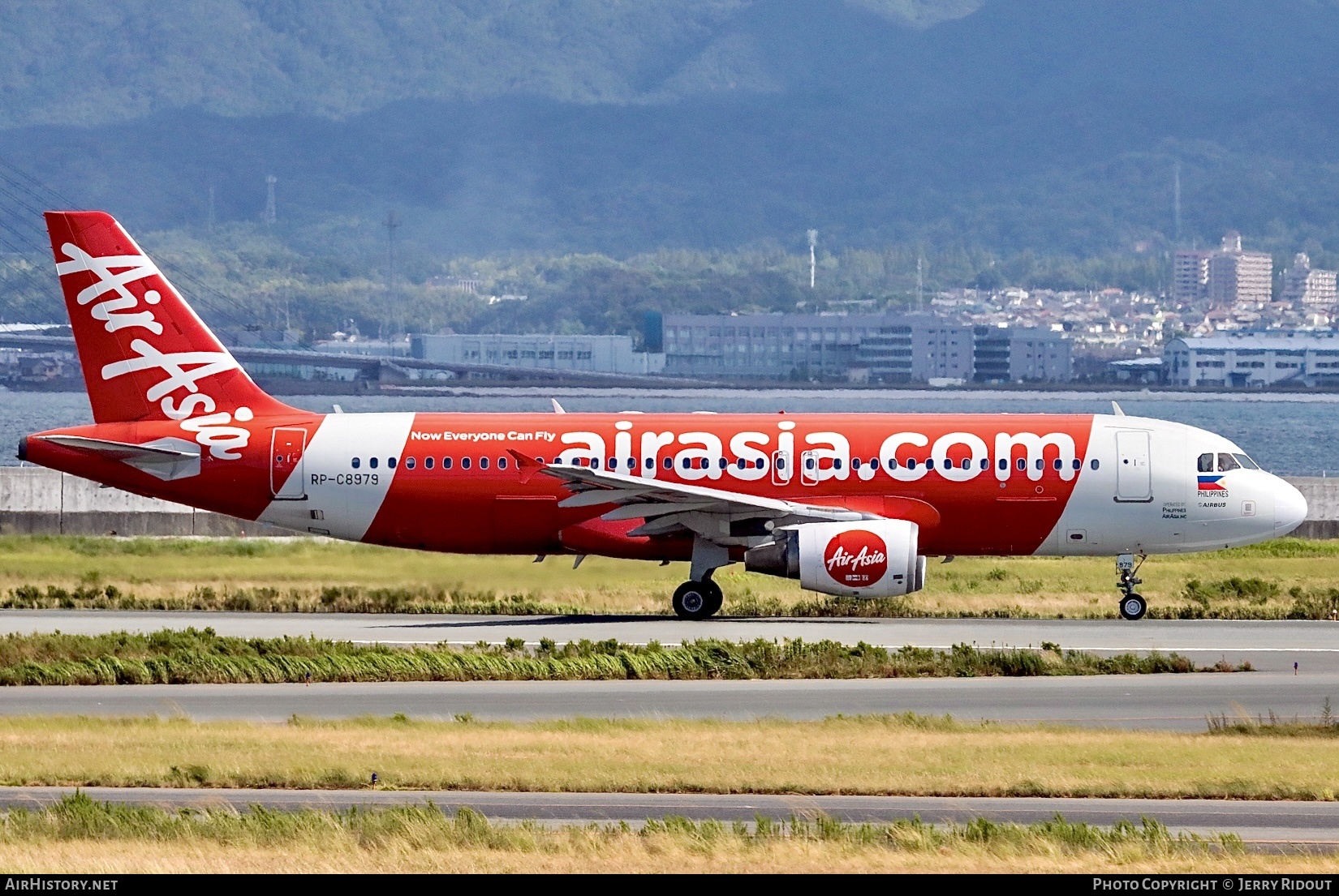 Aircraft Photo of RP-C8979 | Airbus A320-214 | AirAsia | AirHistory.net #741888