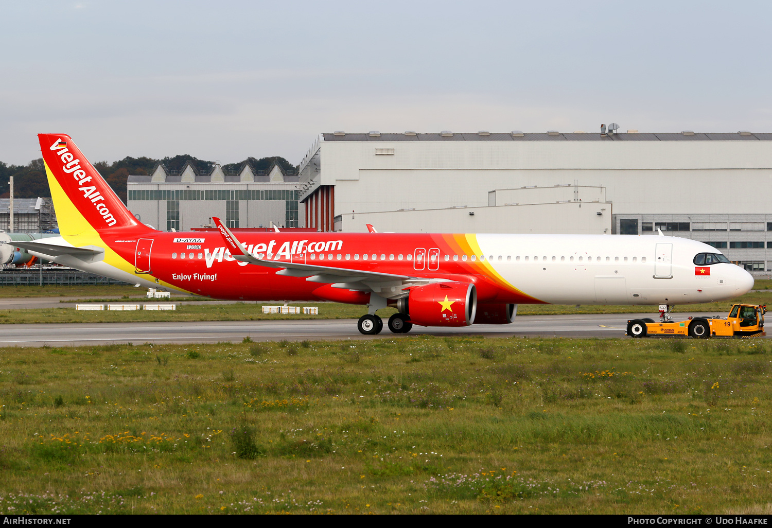 Aircraft Photo of D-AYAA / VN-A537 | Airbus A321-271NX | VietJet Air | AirHistory.net #741920