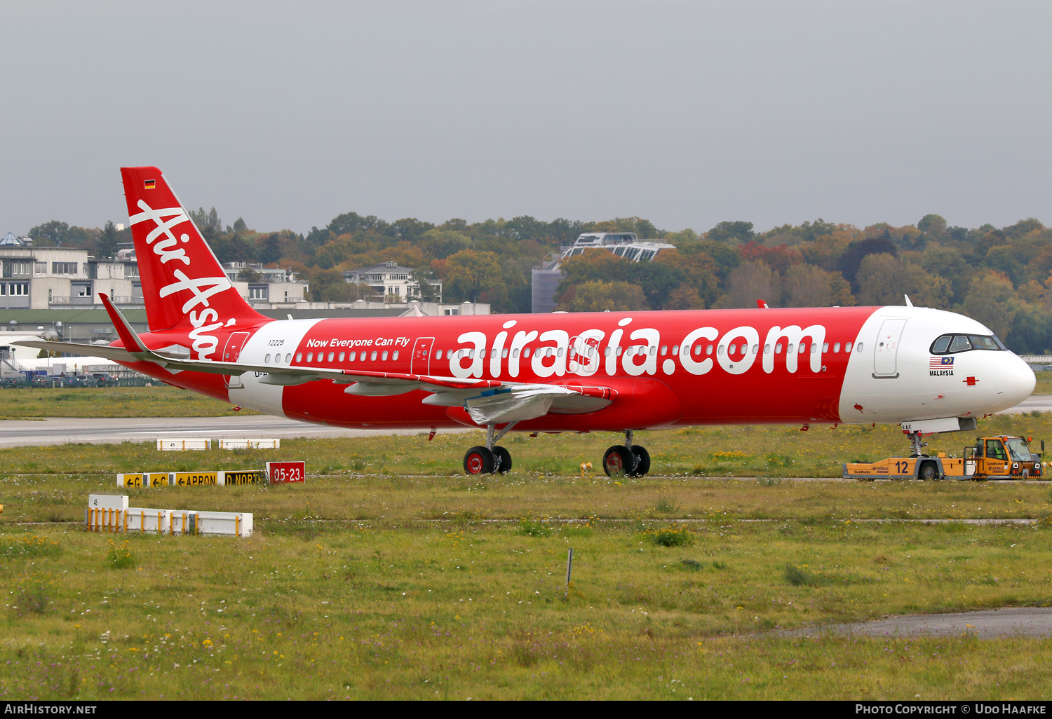 Aircraft Photo of D-AZWN / 9M-VAF | Airbus A321-251NX | AirAsia | AirHistory.net #741953