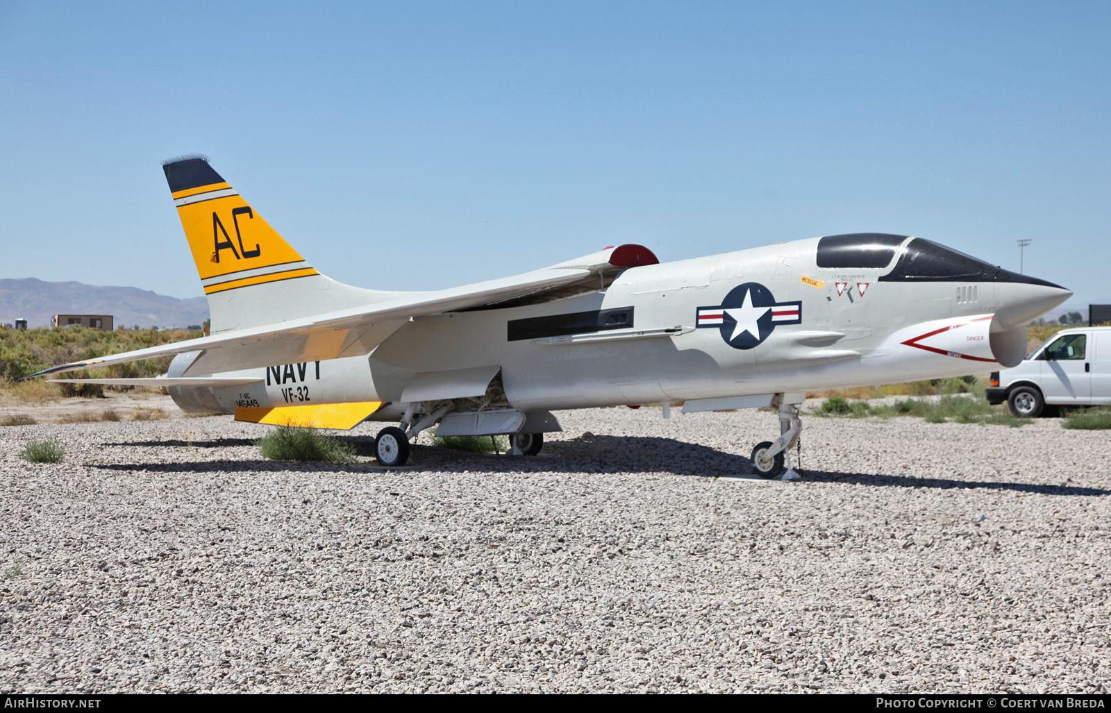 Aircraft Photo of 145449 | Vought DF-8L Crusader | USA - Navy | AirHistory.net #742009