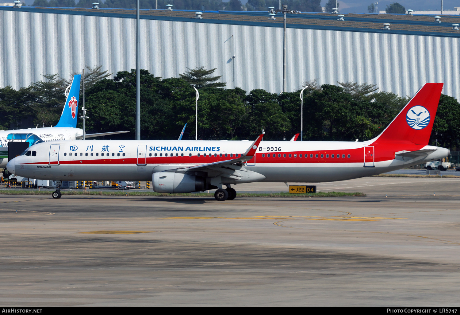 Aircraft Photo of B-9936 | Airbus A321-231 | Sichuan Airlines | AirHistory.net #742024