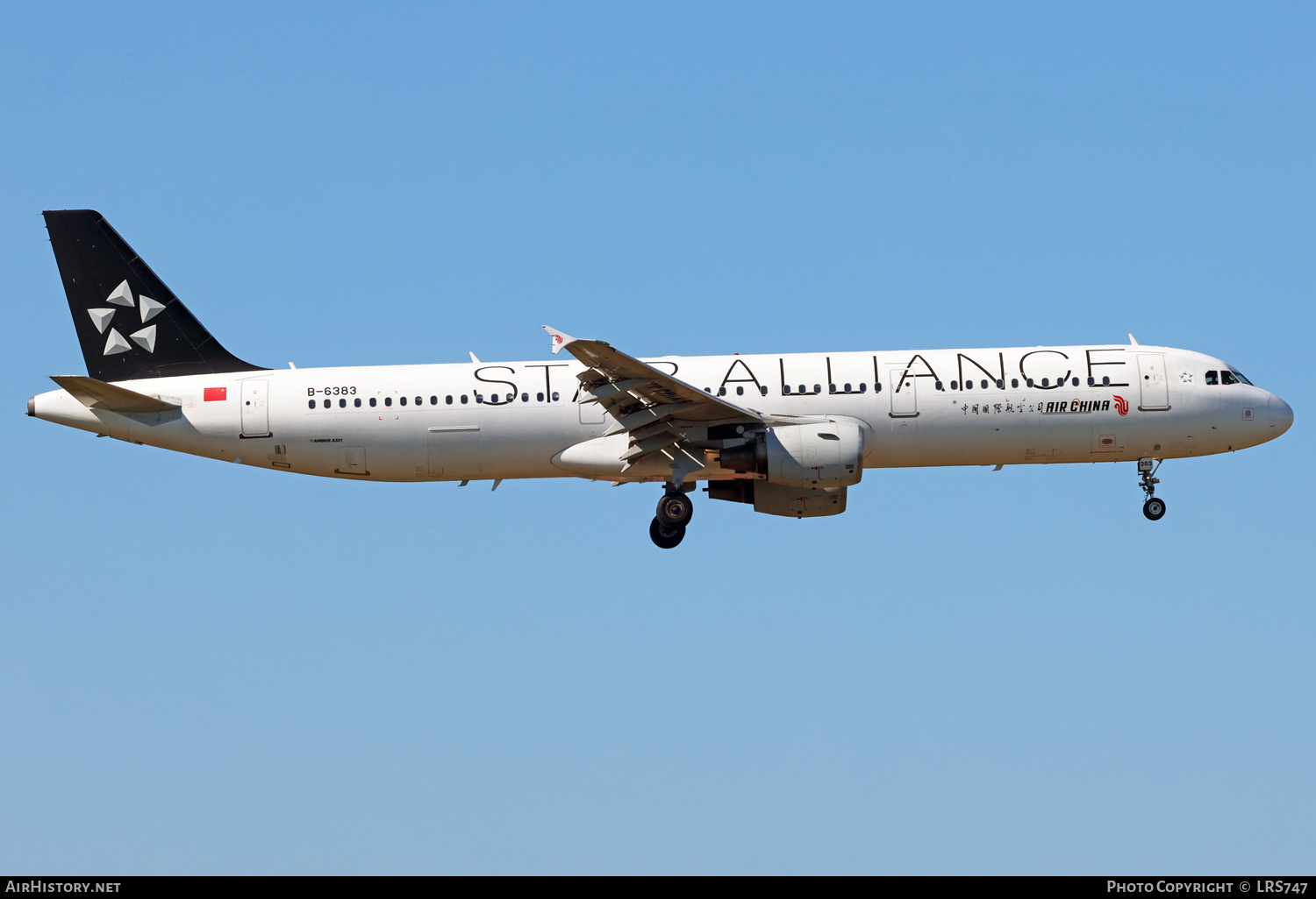 Aircraft Photo of B-6383 | Airbus A321-213 | Air China | AirHistory.net #742026