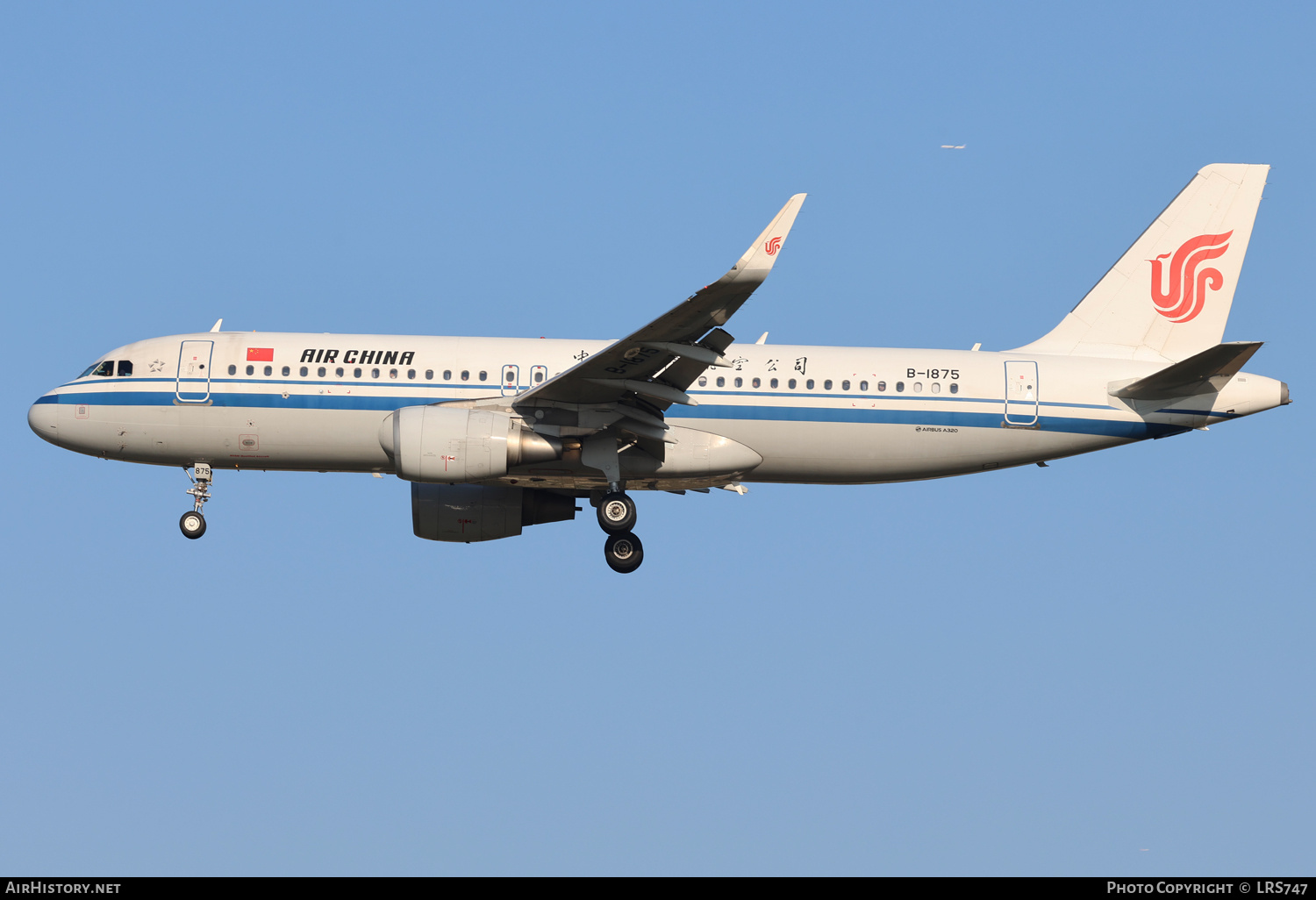 Aircraft Photo of B-1875 | Airbus A320-214 | Air China | AirHistory.net #742050