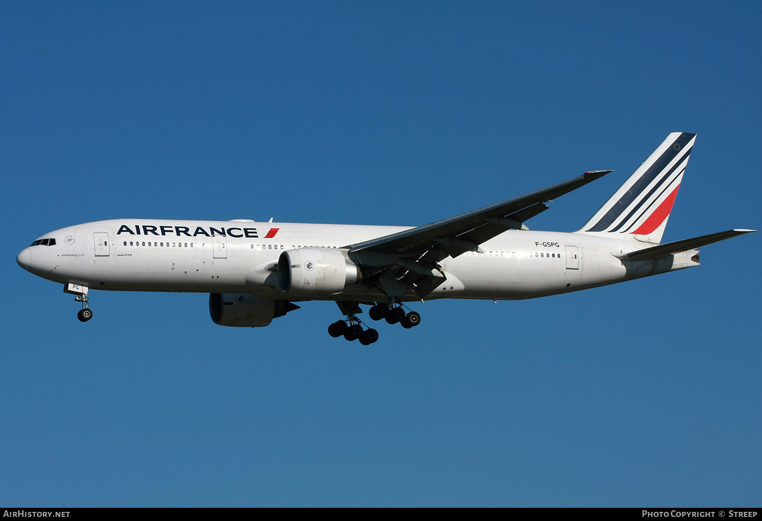 Aircraft Photo of F-GSPG | Boeing 777-228/ER | Air France | AirHistory.net #742081