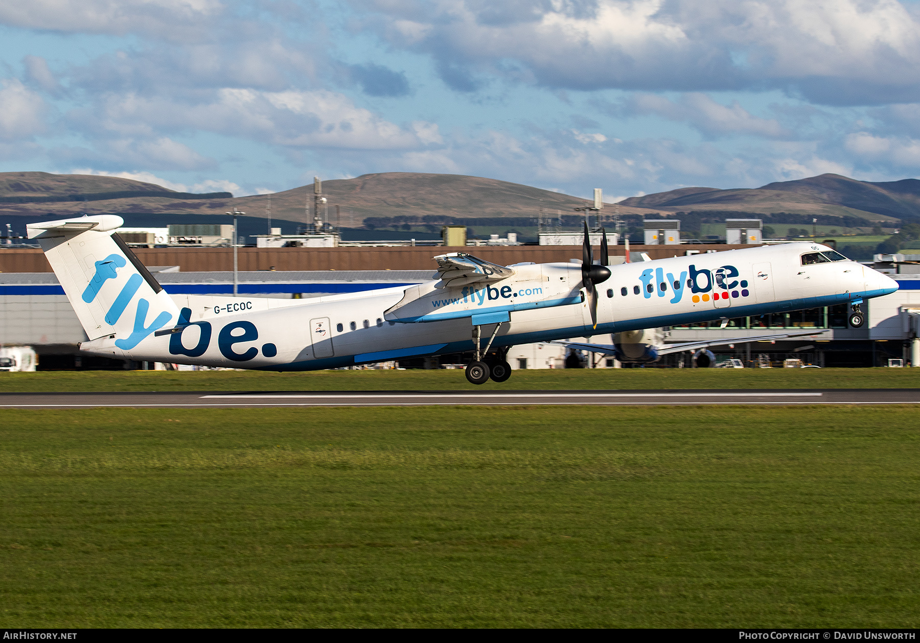 Aircraft Photo of G-ECOC | Bombardier DHC-8-402 Dash 8 | Flybe | AirHistory.net #742101