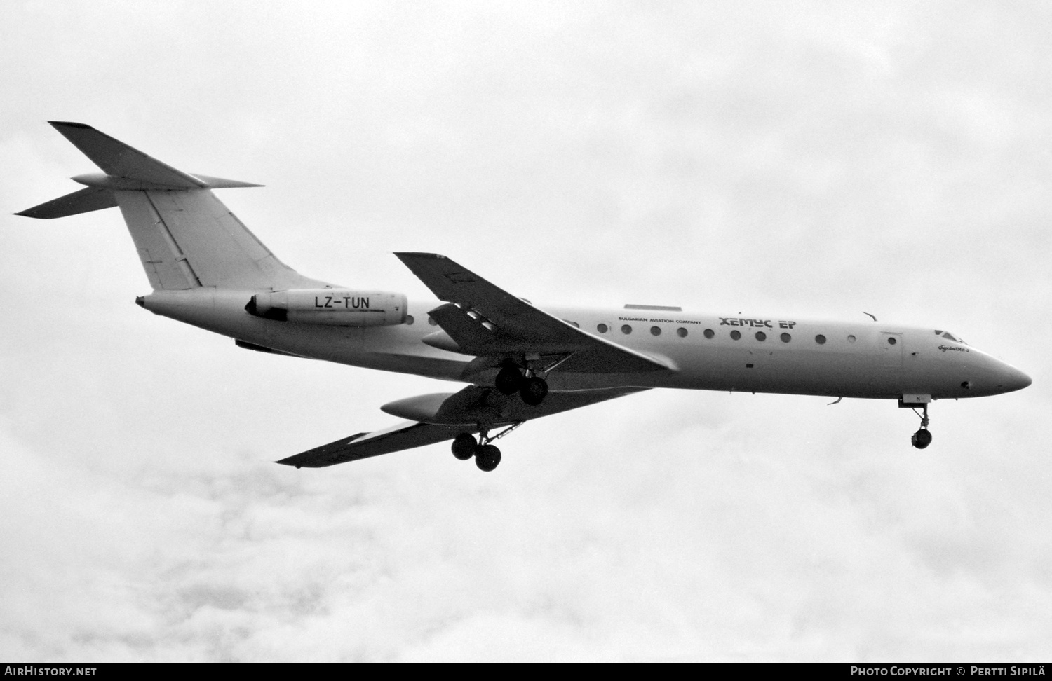 Aircraft Photo of LZ-TUN | Tupolev Tu-134A-3 | Hemus Air | AirHistory.net #742107