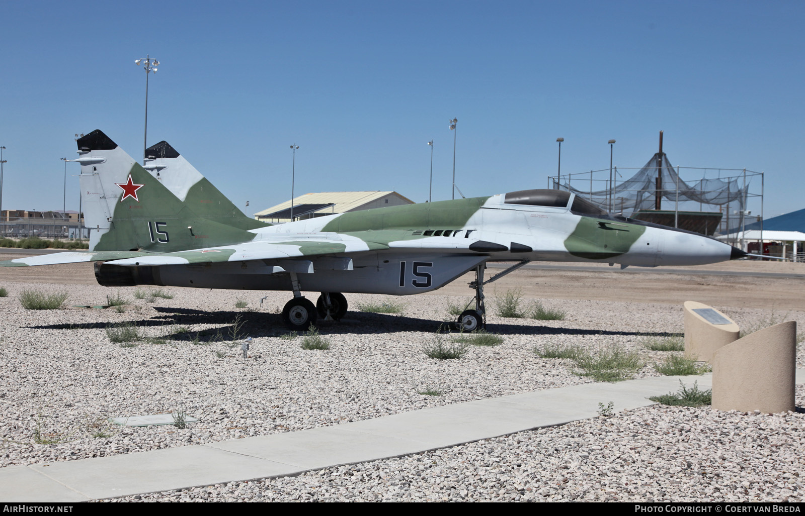 Aircraft Photo of 15 | Mikoyan-Gurevich MiG-29 | AirHistory.net #742133