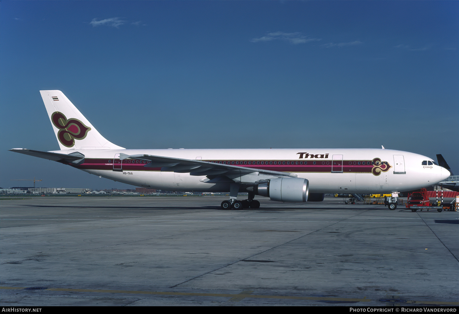 Aircraft Photo of HS-TAA | Airbus A300B4-601 | Thai Airways International | AirHistory.net #742151
