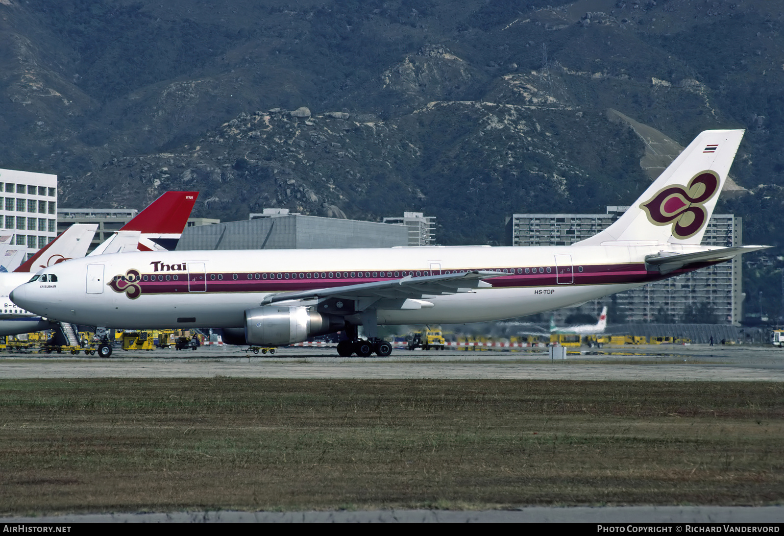 Aircraft Photo of HS-TGP | Airbus A300B4-103 | Thai Airways International | AirHistory.net #742199