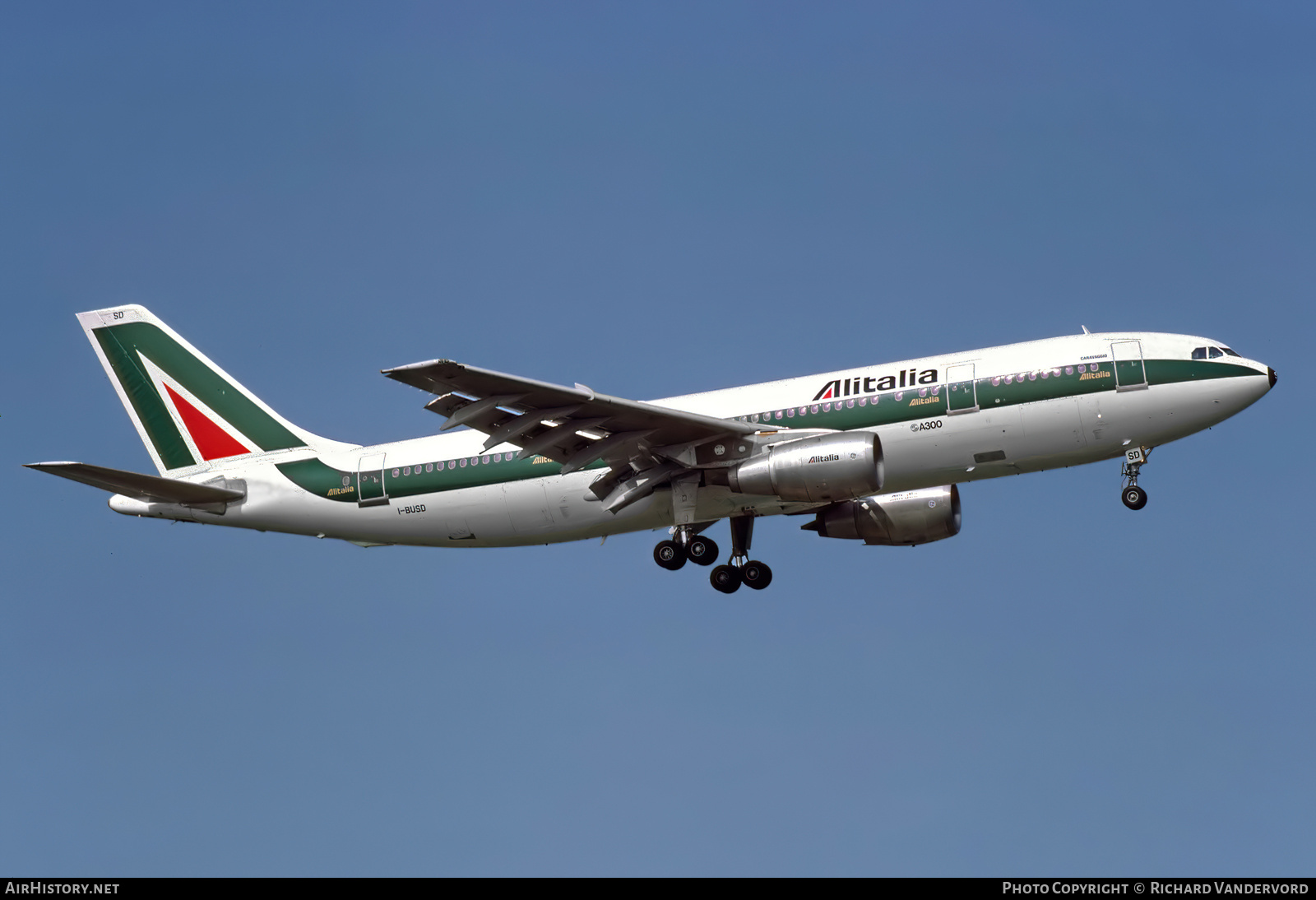 Aircraft Photo of I-BUSD | Airbus A300B4-203 | Alitalia | AirHistory.net #742208