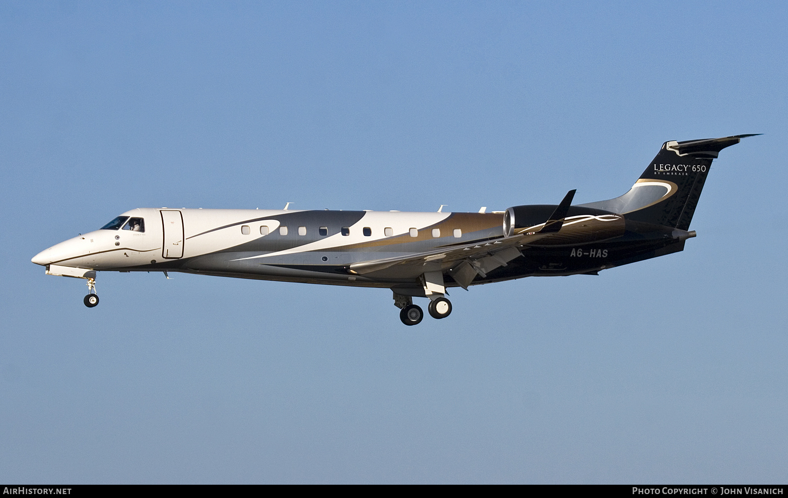 Aircraft Photo of A6-HAS | Embraer Legacy 650 (EMB-135BJ) | AirHistory.net #742323