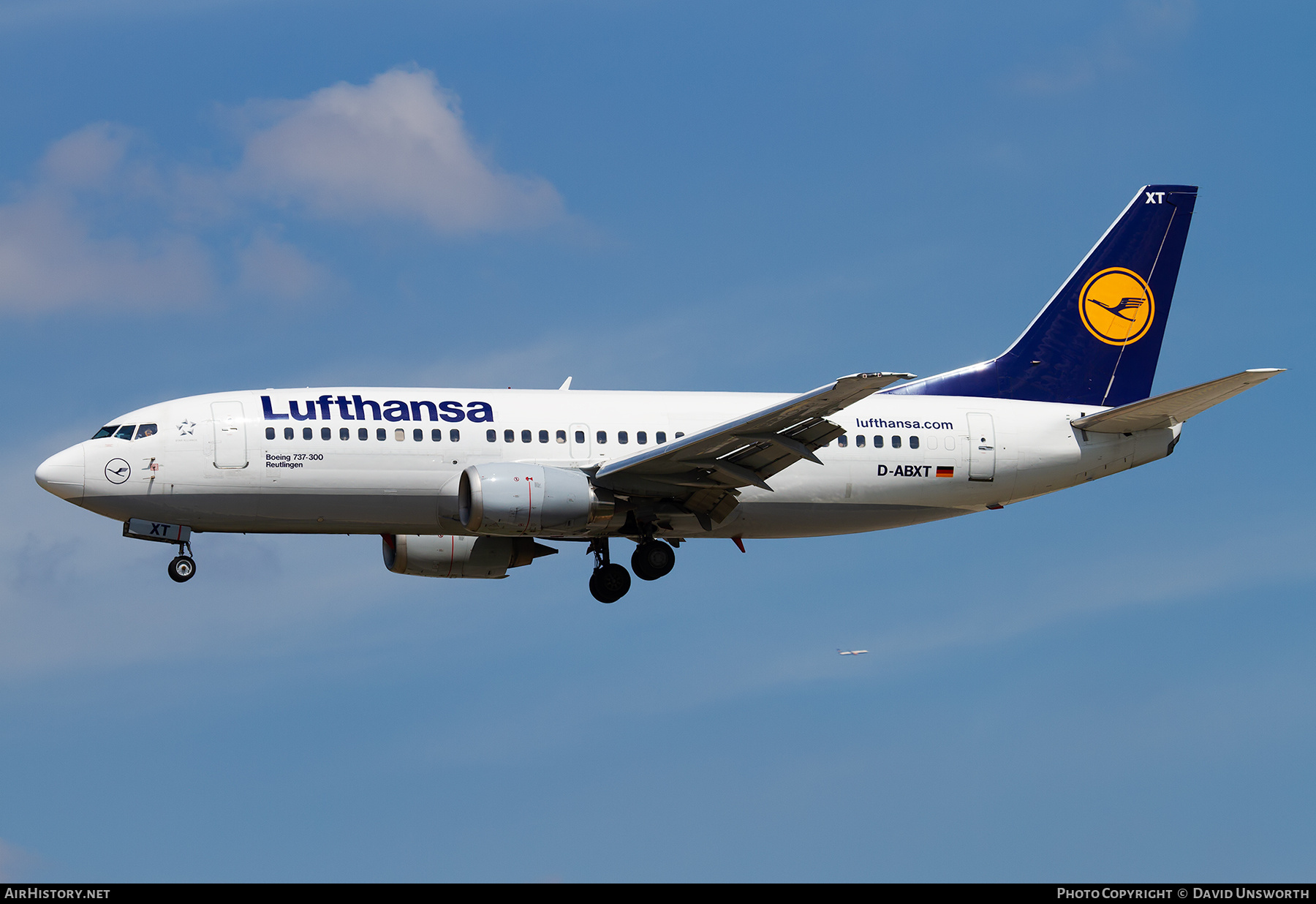 Aircraft Photo of D-ABXT | Boeing 737-330 | Lufthansa | AirHistory.net #742334