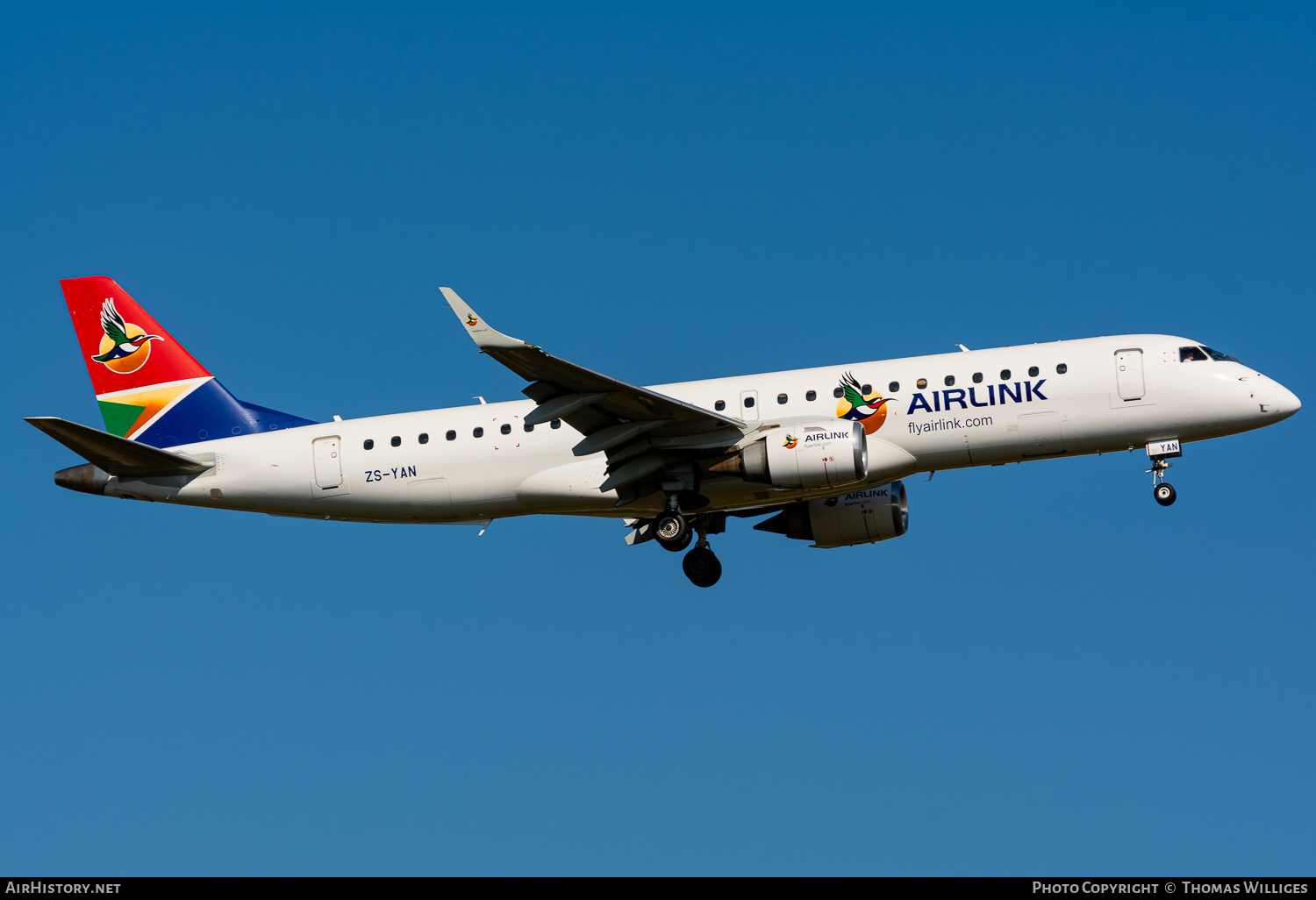 Aircraft Photo of ZS-YAN | Embraer 190AR (ERJ-190-100IGW) | Airlink | AirHistory.net #742359