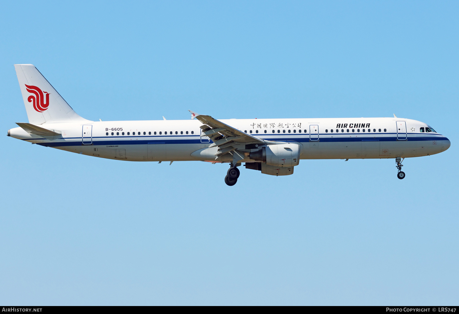 Aircraft Photo of B-6605 | Airbus A321-213 | Air China | AirHistory.net #742404
