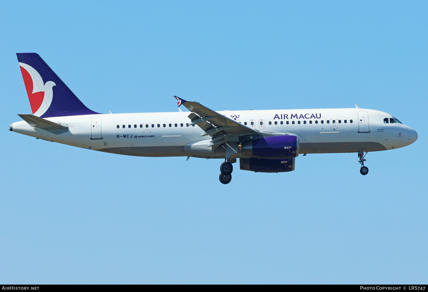 Aircraft Photo of B-MCJ | Airbus A320-232 | Air Macau | AirHistory.net #742411