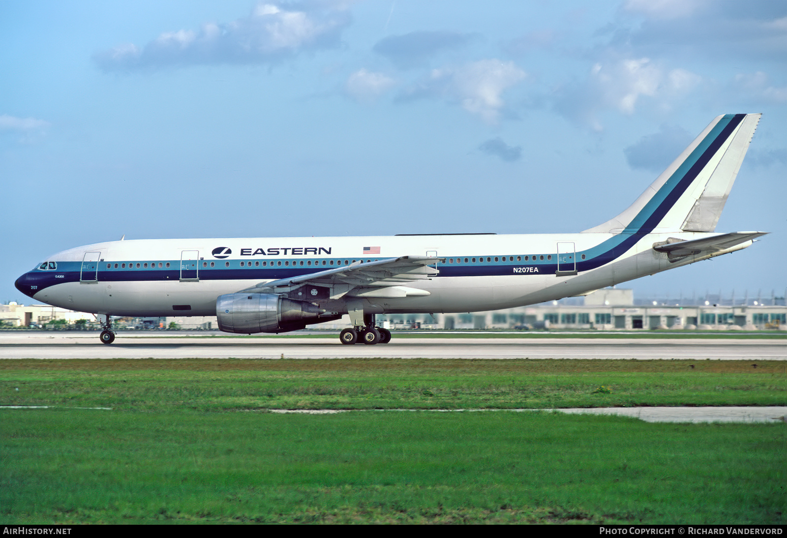 Aircraft Photo of N207EA | Airbus A300B4-103 | Eastern Air Lines | AirHistory.net #742431