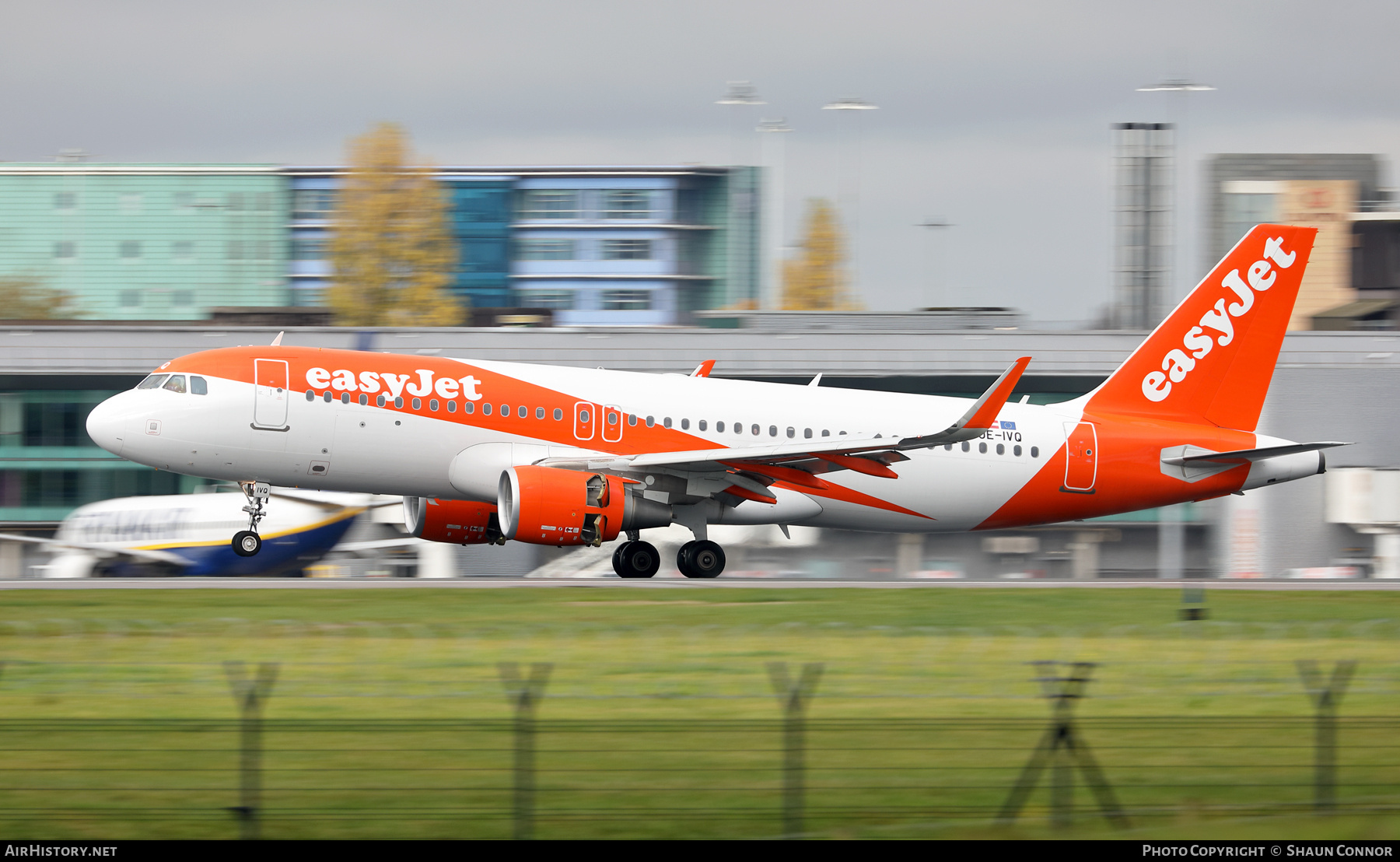 Aircraft Photo of OE-IVQ | Airbus A320-214 | EasyJet | AirHistory.net #742567