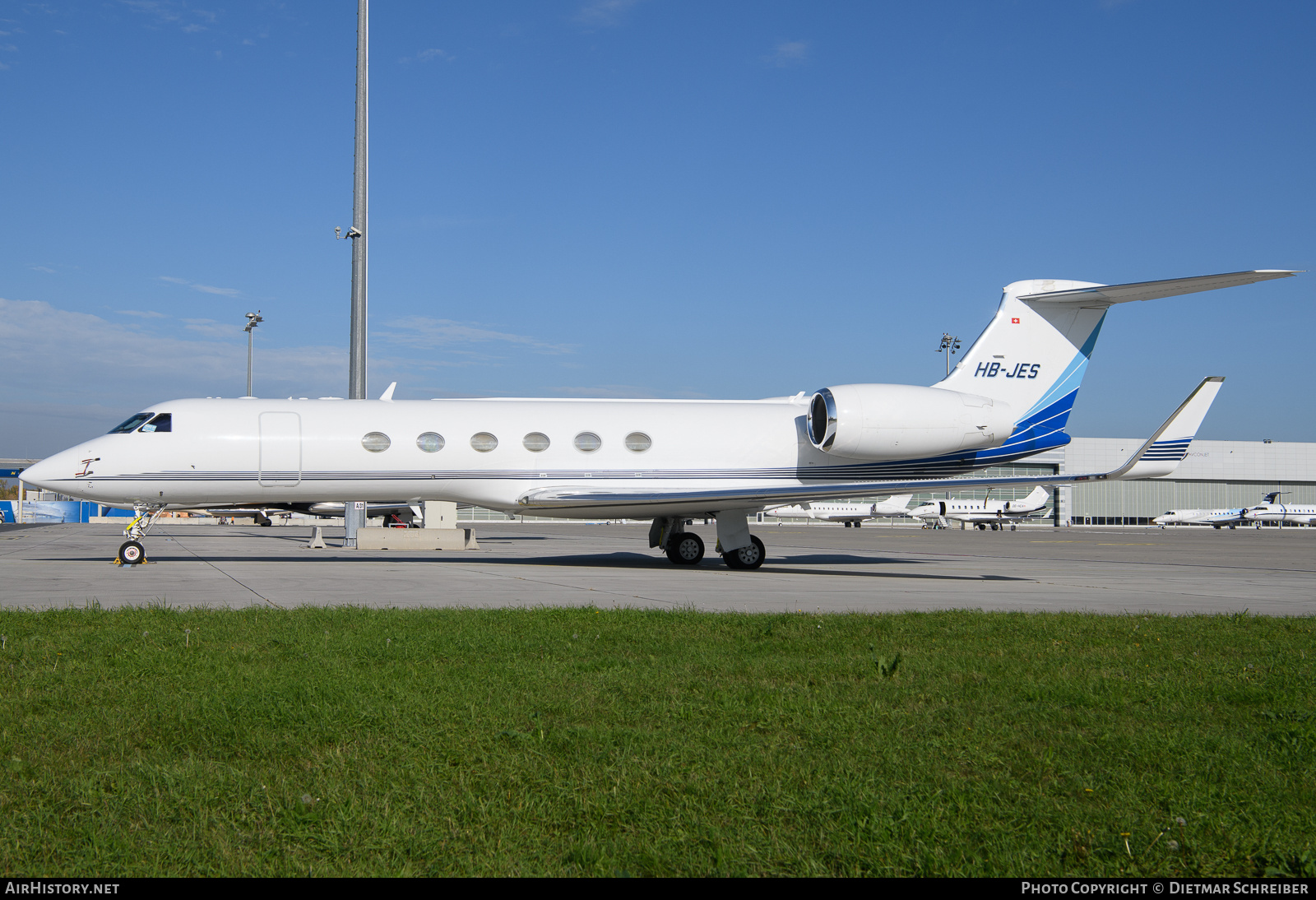 Aircraft Photo of HB-JES | Gulfstream Aerospace G-V Gulfstream V | AirHistory.net #742606