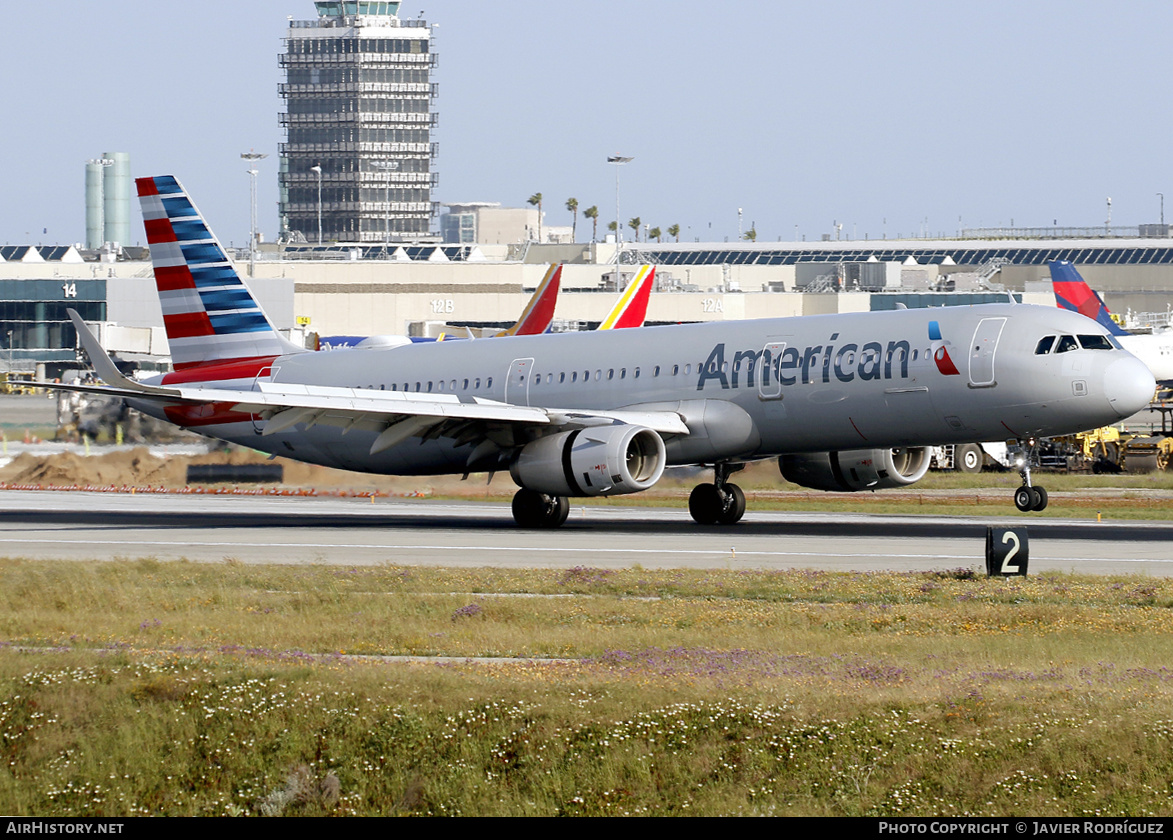 Aircraft Photo of N155NN | Airbus A321-231 | American Airlines | AirHistory.net #742626