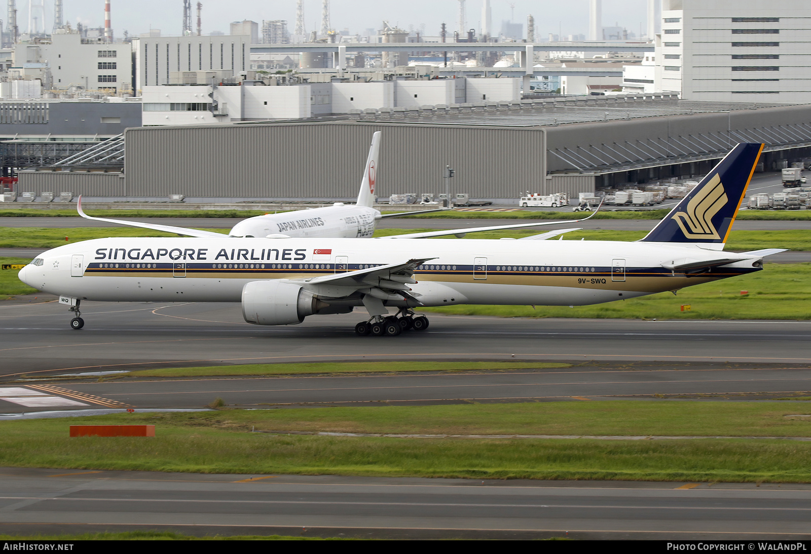 Aircraft Photo of 9V-SWQ | Boeing 777-312/ER | Singapore Airlines | AirHistory.net #742640