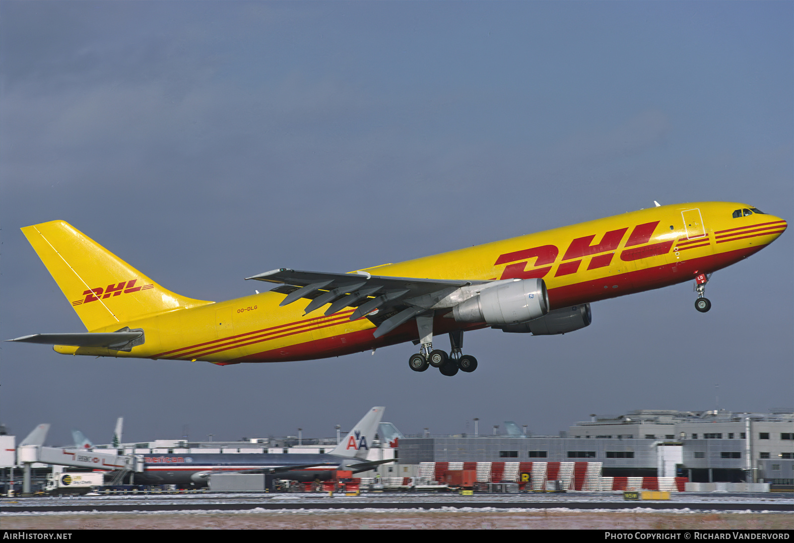 Aircraft Photo of OO-DLG | Airbus A300B4-203(F) | DHL International | AirHistory.net #742701