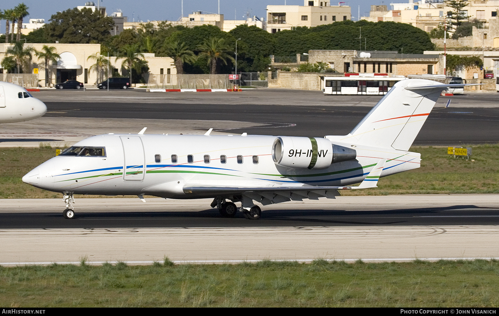 Aircraft Photo of 9H-INV | Bombardier Challenger 604 (CL-600-2B16) | AirHistory.net #742733