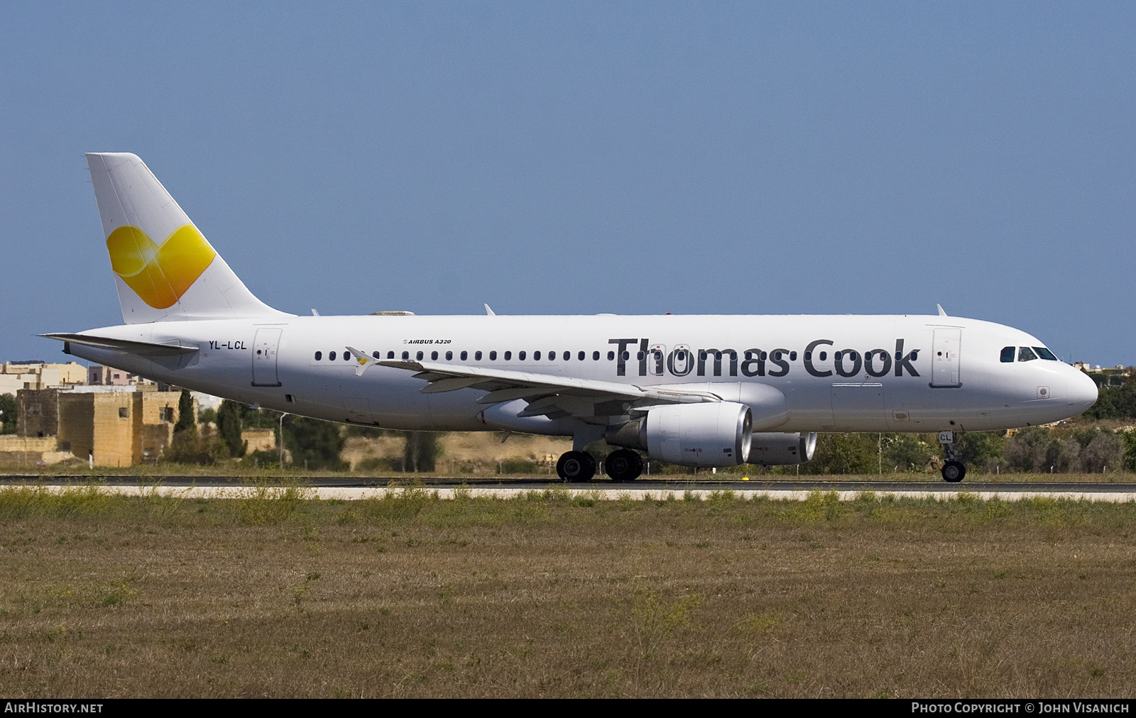 Aircraft Photo of YL-LCL | Airbus A320-214 | Thomas Cook Airlines | AirHistory.net #742747