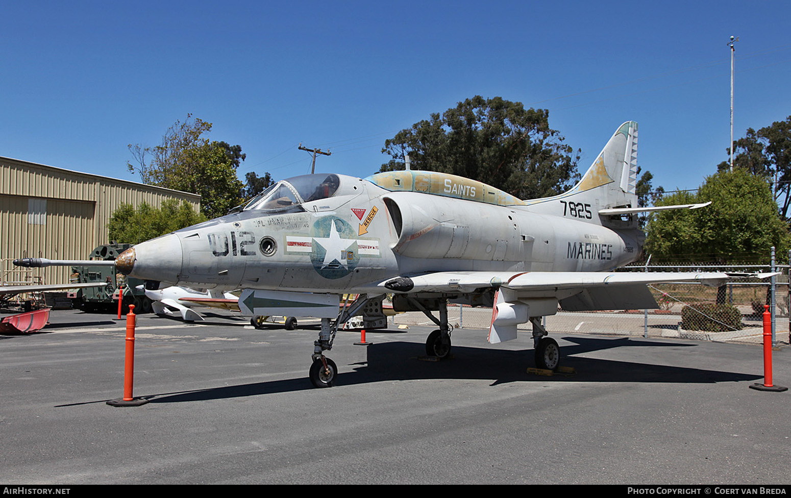 Aircraft Photo of 147825 | Douglas A-4L Skyhawk | USA - Marines | AirHistory.net #742844