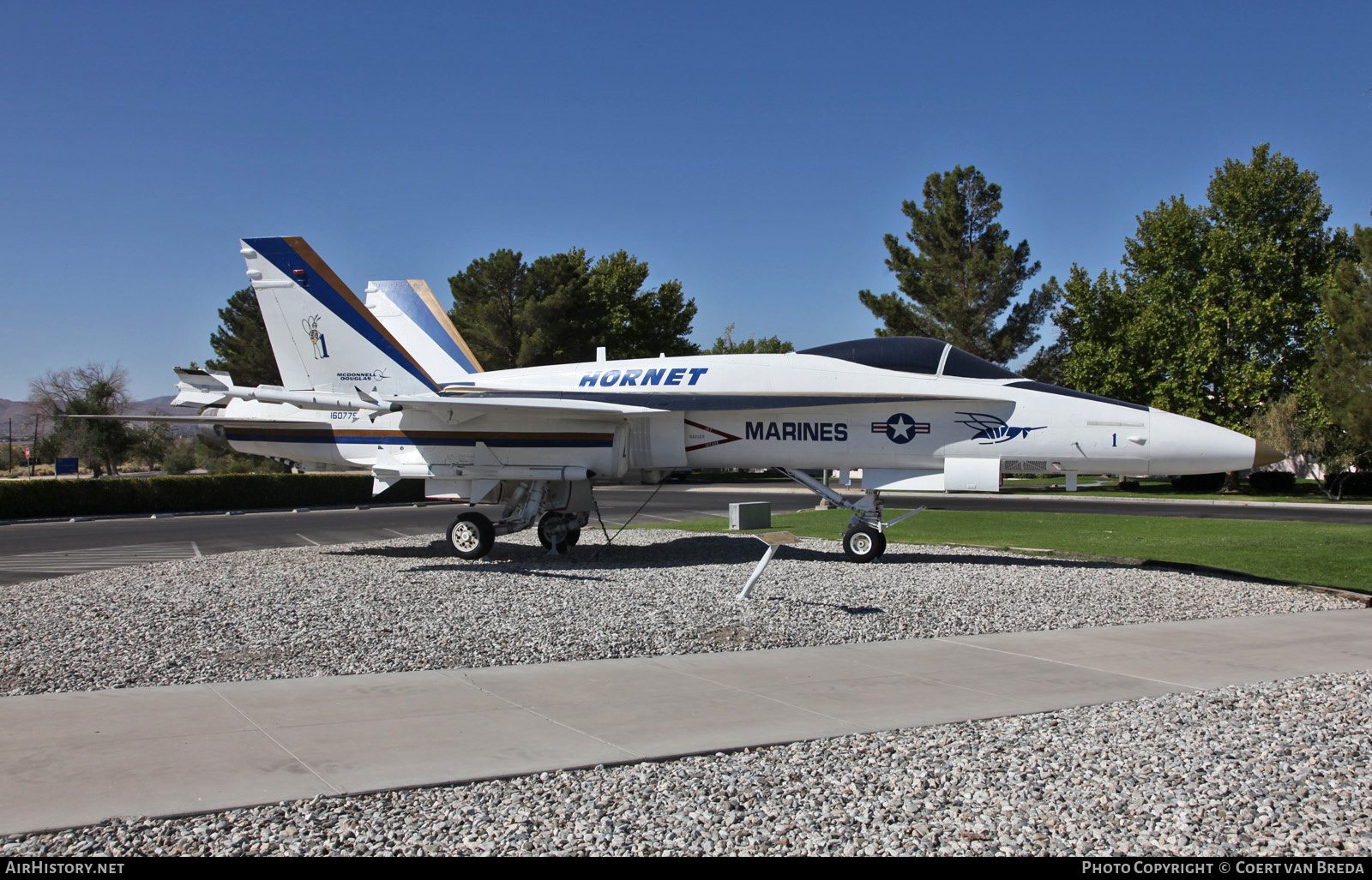Aircraft Photo of 160775 | McDonnell Douglas YF-18A Hornet | USA - Marines | AirHistory.net #742845