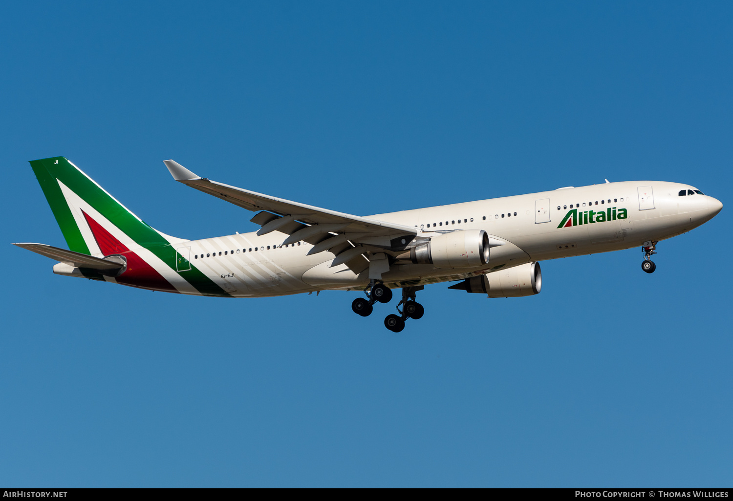 Aircraft Photo of EI-EJI | Airbus A330-202 | Alitalia | AirHistory.net #742860