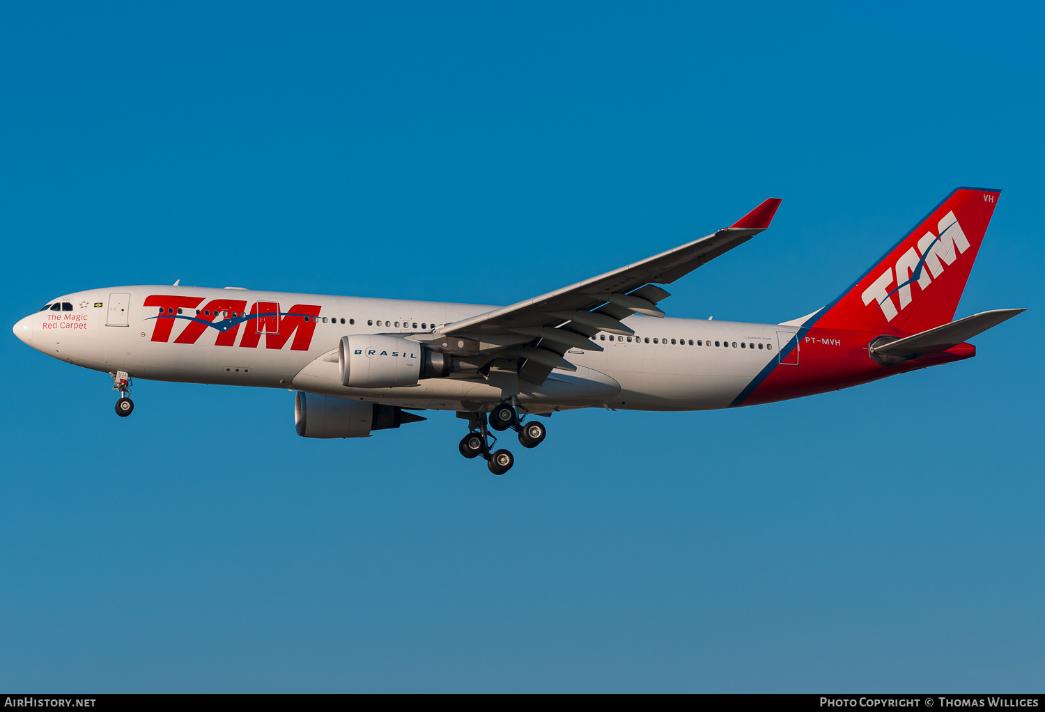 Aircraft Photo of PT-MVH | Airbus A330-203 | TAM Linhas Aéreas | AirHistory.net #742891