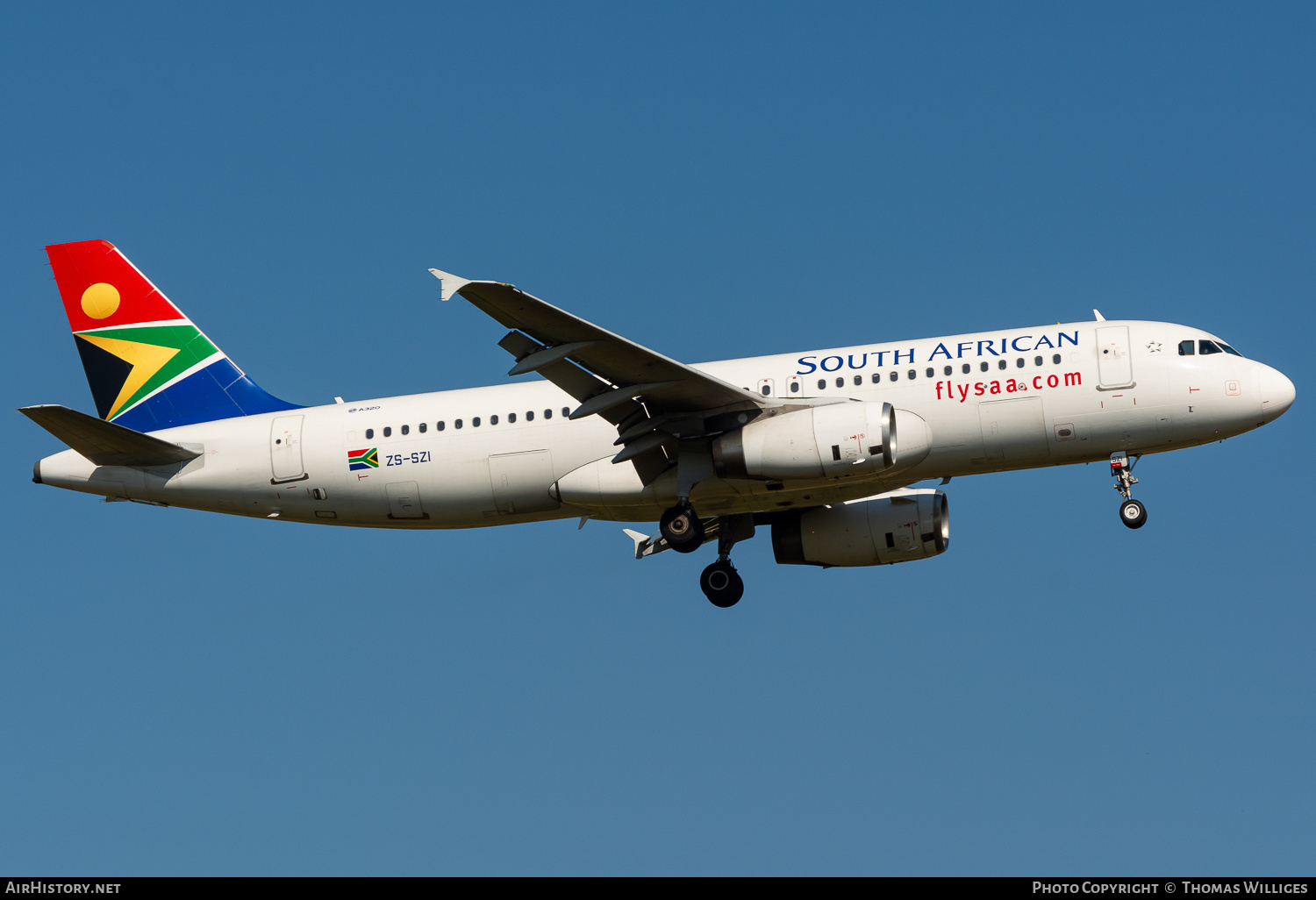 Aircraft Photo of ZS-SZI | Airbus A320-232 | South African Airways | AirHistory.net #742896