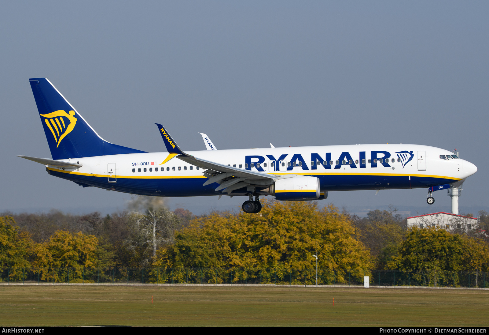 Aircraft Photo of 9H-QDU | Boeing 737-800 | Ryanair | AirHistory.net #742962