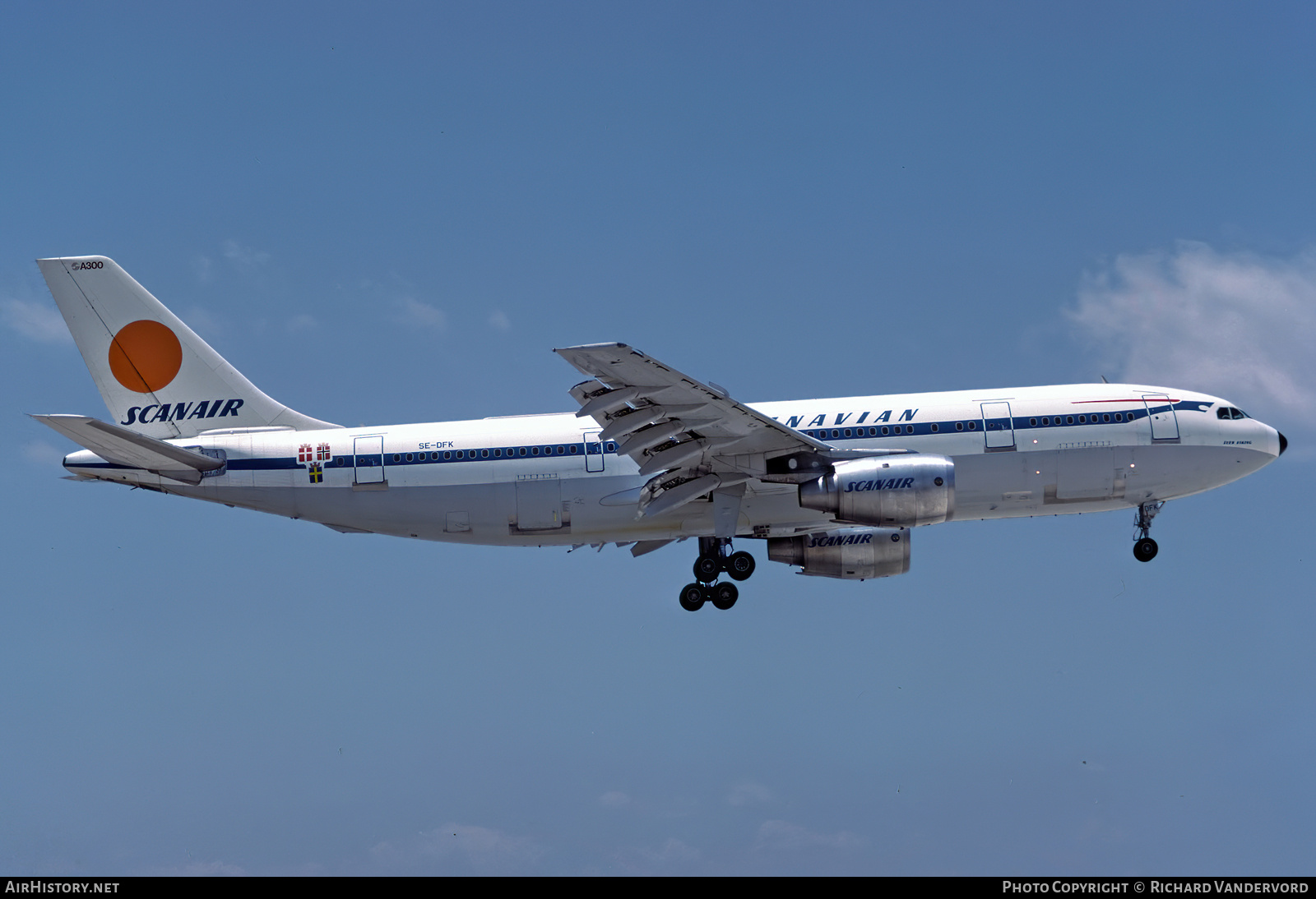 Aircraft Photo of SE-DFK | Airbus A300B4-120 | Scandinavian Airlines - SAS | AirHistory.net #742975