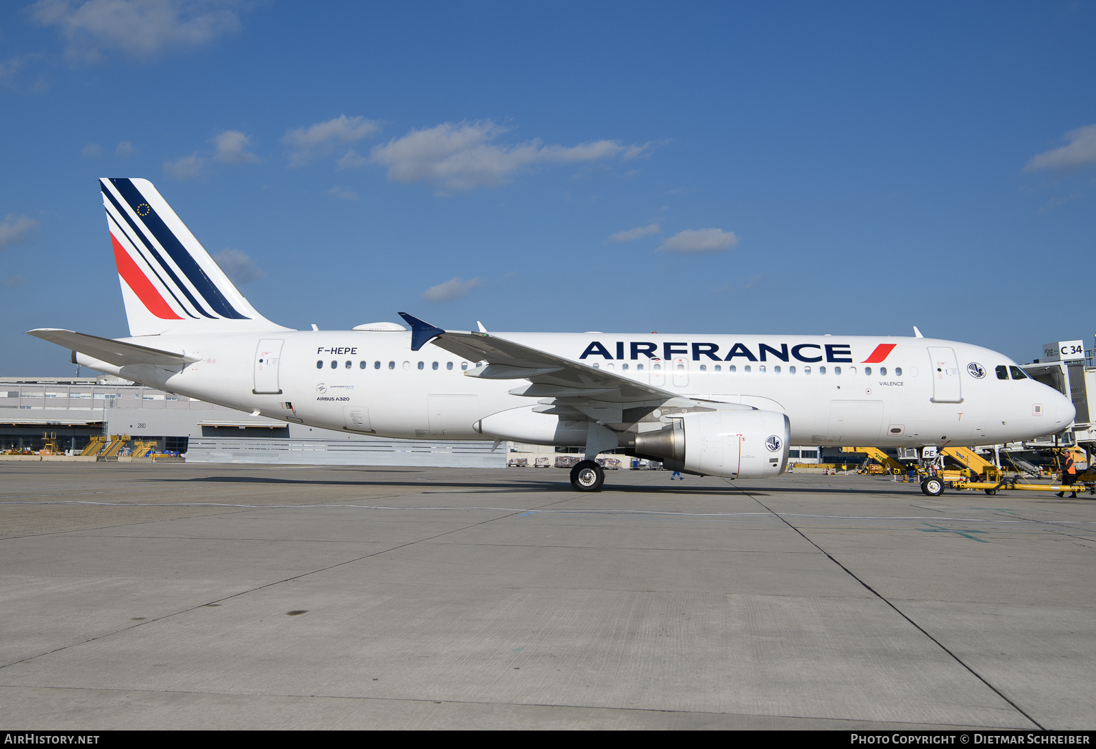 Aircraft Photo of F-HEPE | Airbus A320-214 | Air France | AirHistory.net #743005