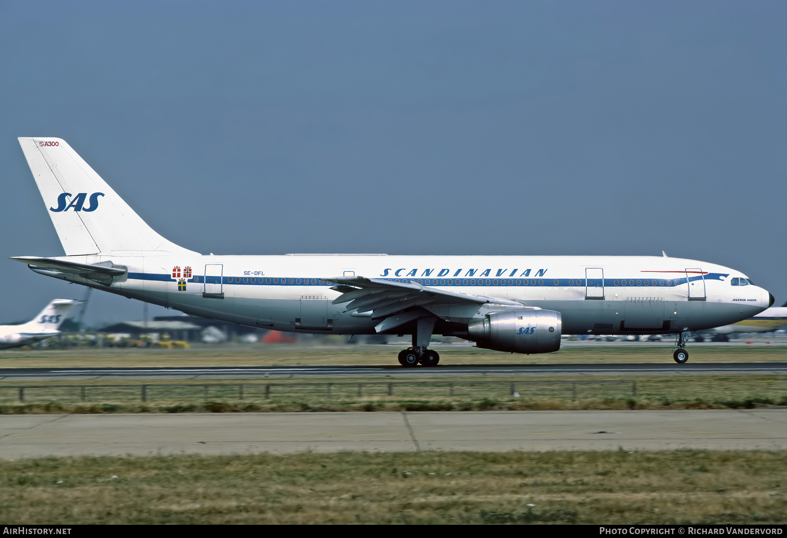 Aircraft Photo of SE-DFL | Airbus A300B2-320 | Scandinavian Airlines - SAS | AirHistory.net #743015