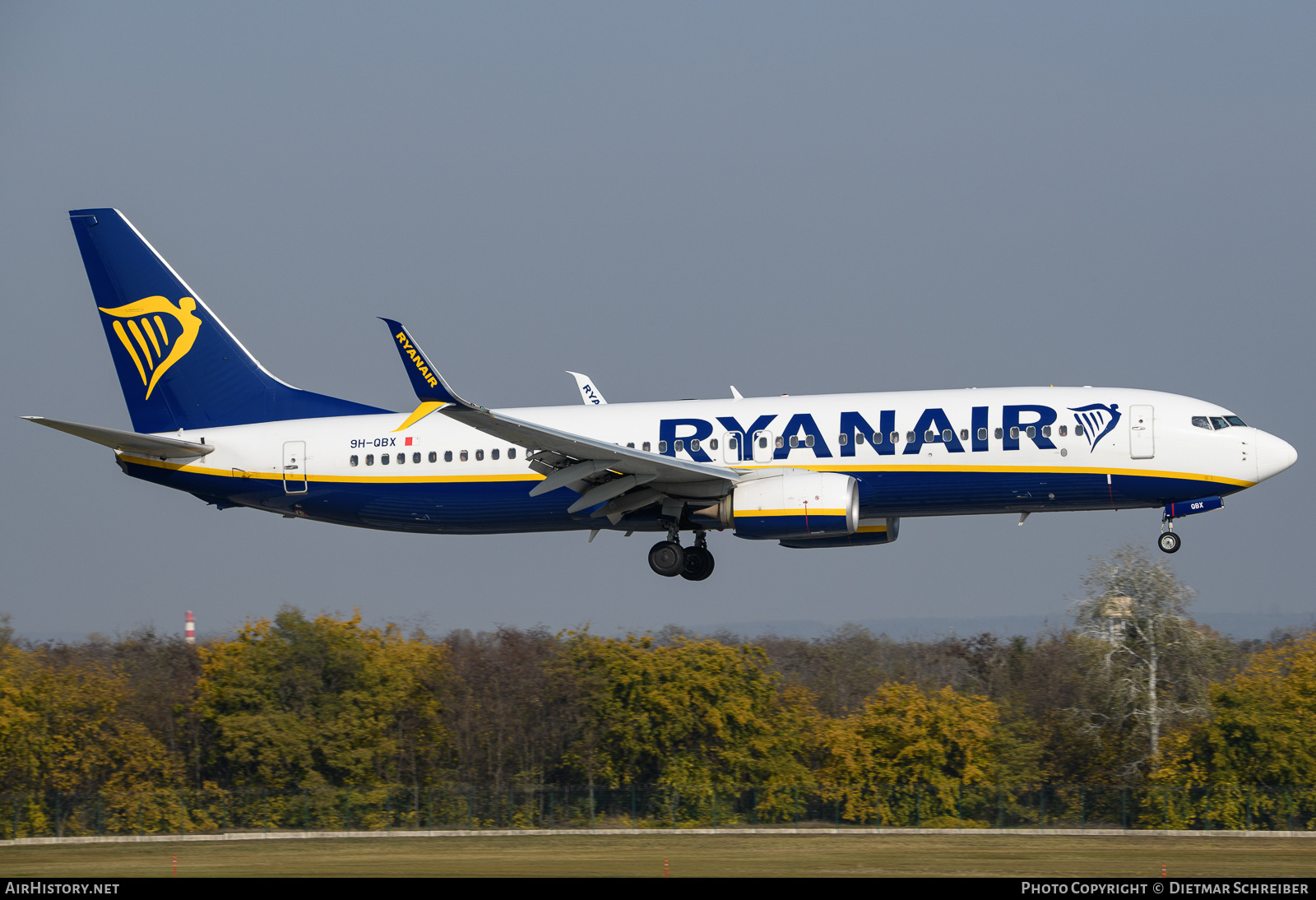 Aircraft Photo of 9H-QBX | Boeing 737-8AS | Ryanair | AirHistory.net #743025