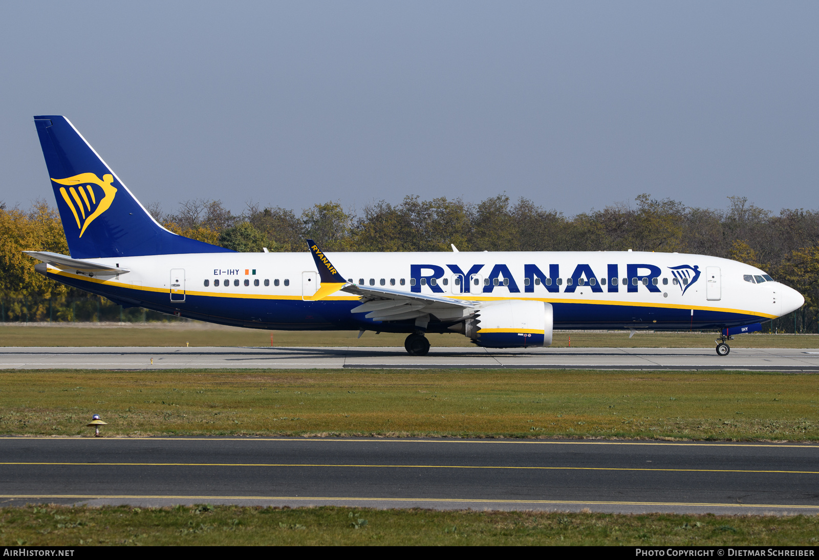 Aircraft Photo of EI-IHY | Boeing 737-8200 Max 200 | Ryanair | AirHistory.net #743035