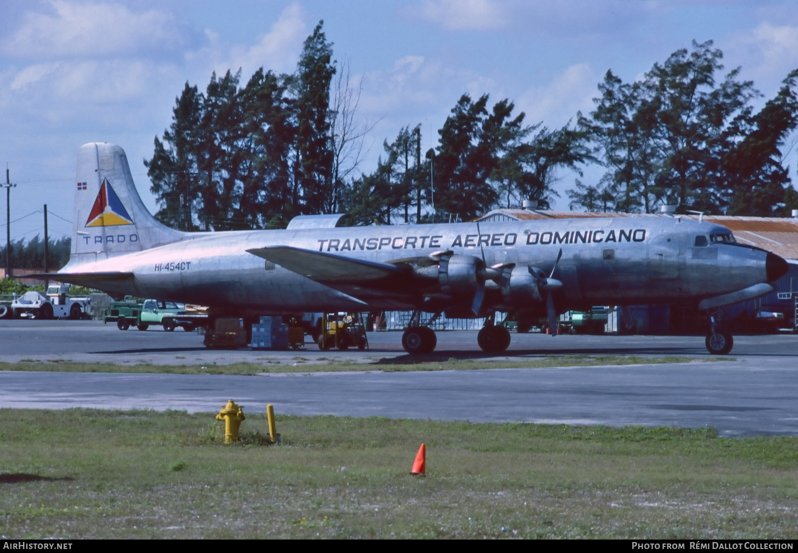 Aircraft Photo of HI-454CT | Douglas DC-6 | TRADO - Transporte Aereo Dominicano | AirHistory.net #743043