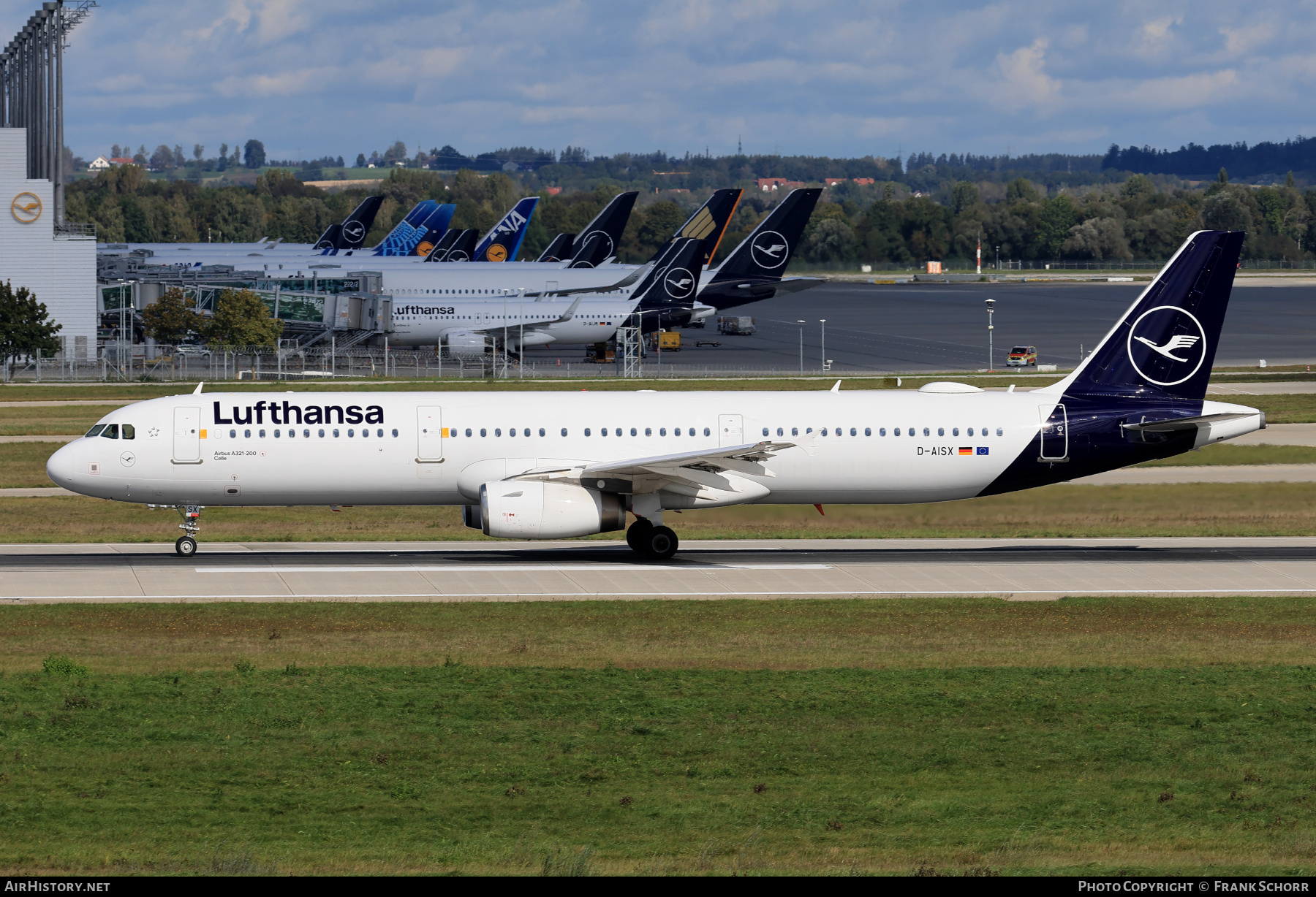 Aircraft Photo of D-AISX | Airbus A321-231 | Lufthansa | AirHistory.net #743051