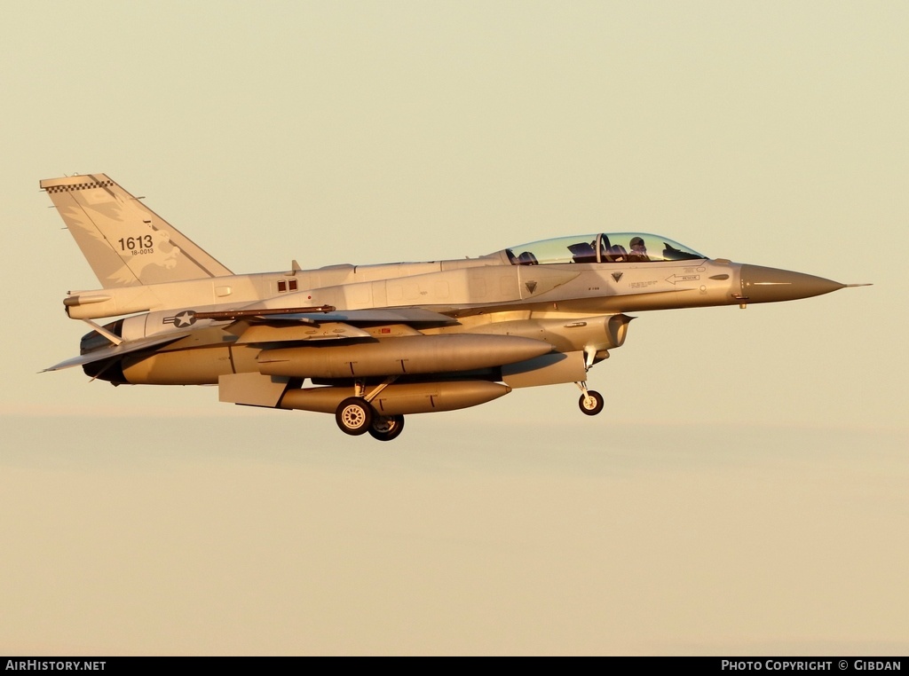 Aircraft Photo of 1613 | Lockheed Martin F-16D Fighting Falcon | Bahrain - Air Force | AirHistory.net #743166